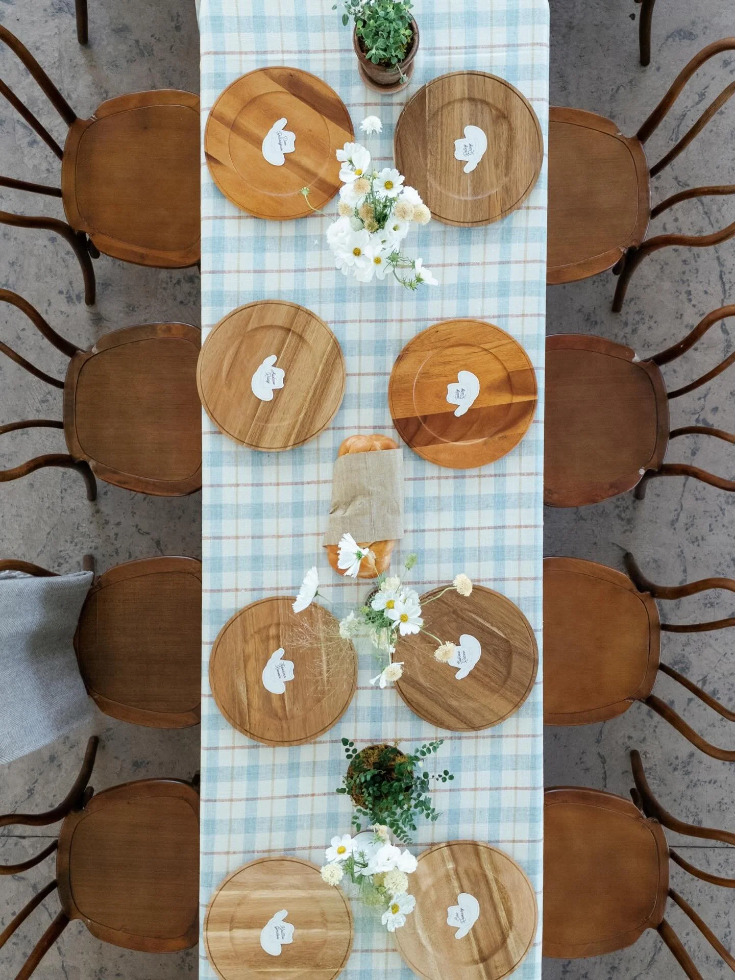 {Welcome Dinners}
.
&ldquo;I&rsquo;m in love with Montana. For other states I have admiration, respect, recognition, even some affection, but with Montana it&rsquo;s love.&rdquo; &mdash; Steinbeck
.
We love a welcome party &mdash; and mostly because 