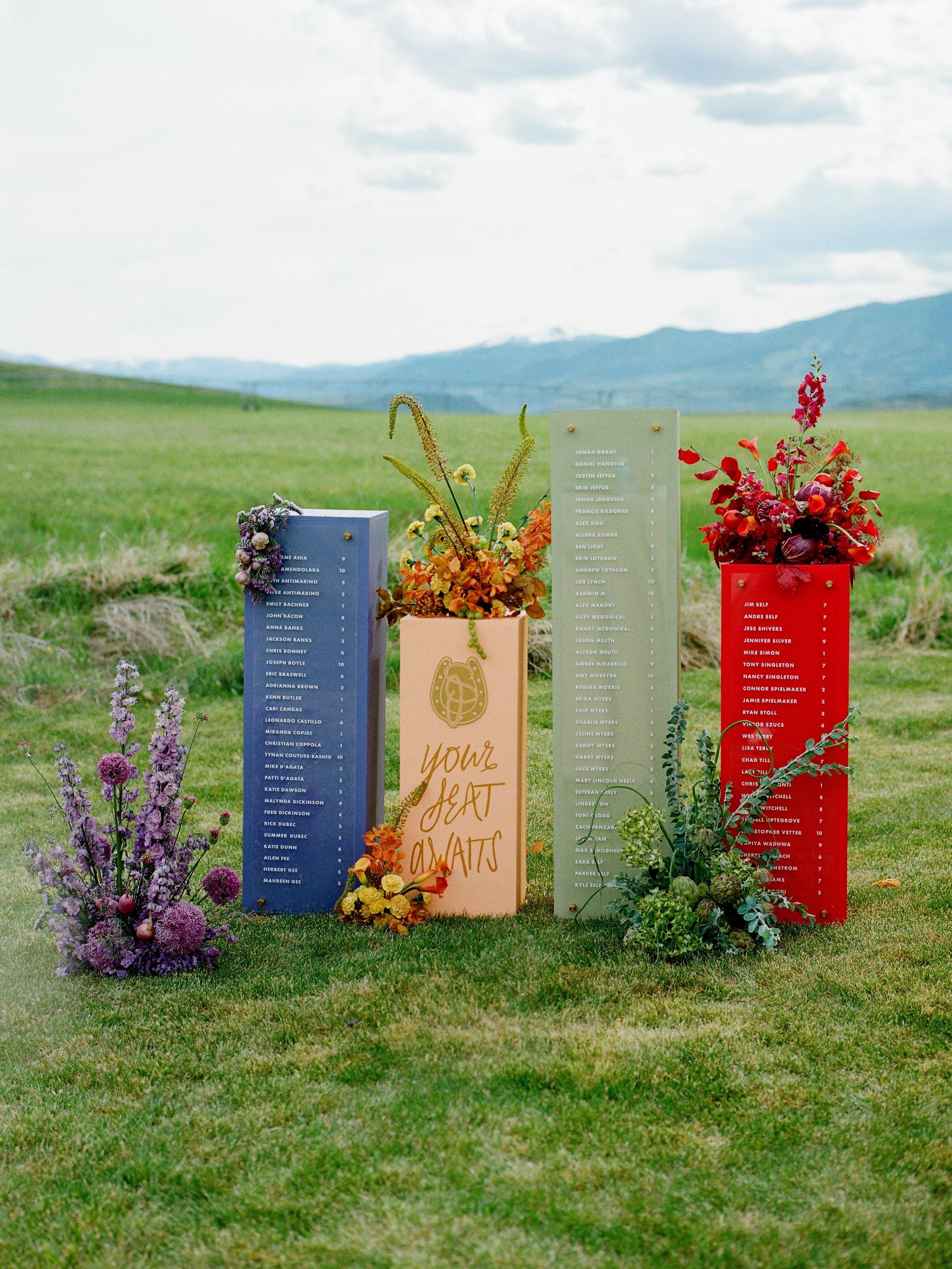 {June 2024} Funkadelic Pt. 2
.
.
.
Planner: @bash_eventproductions 
Venue: @sagelodge 
Photography: @savannasturkiephoto 
Rentals: @montanapartyrentals 
Signage + Paper: @summit.and.sage