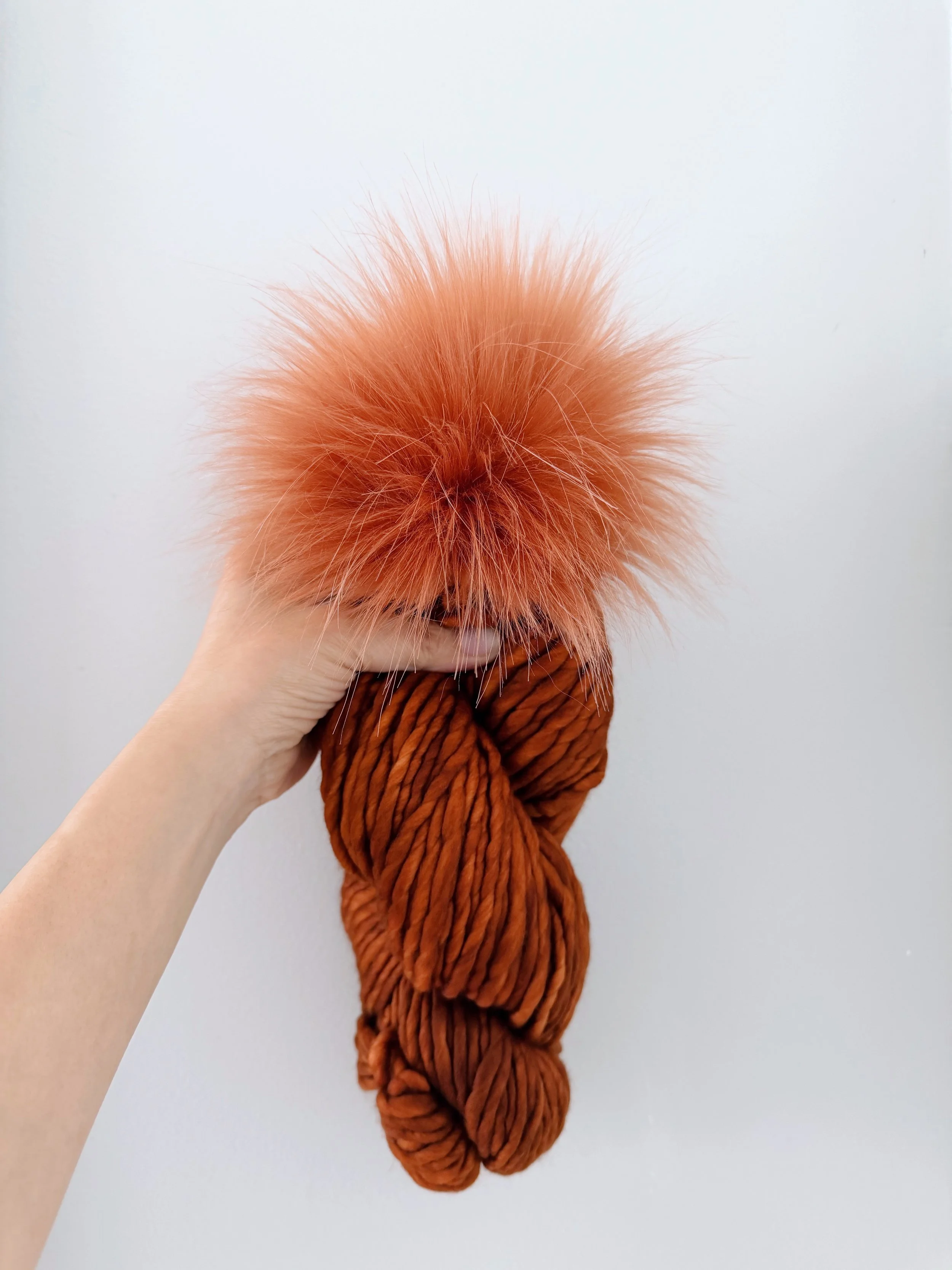 Rasta in Caramel + Cayenne Pom