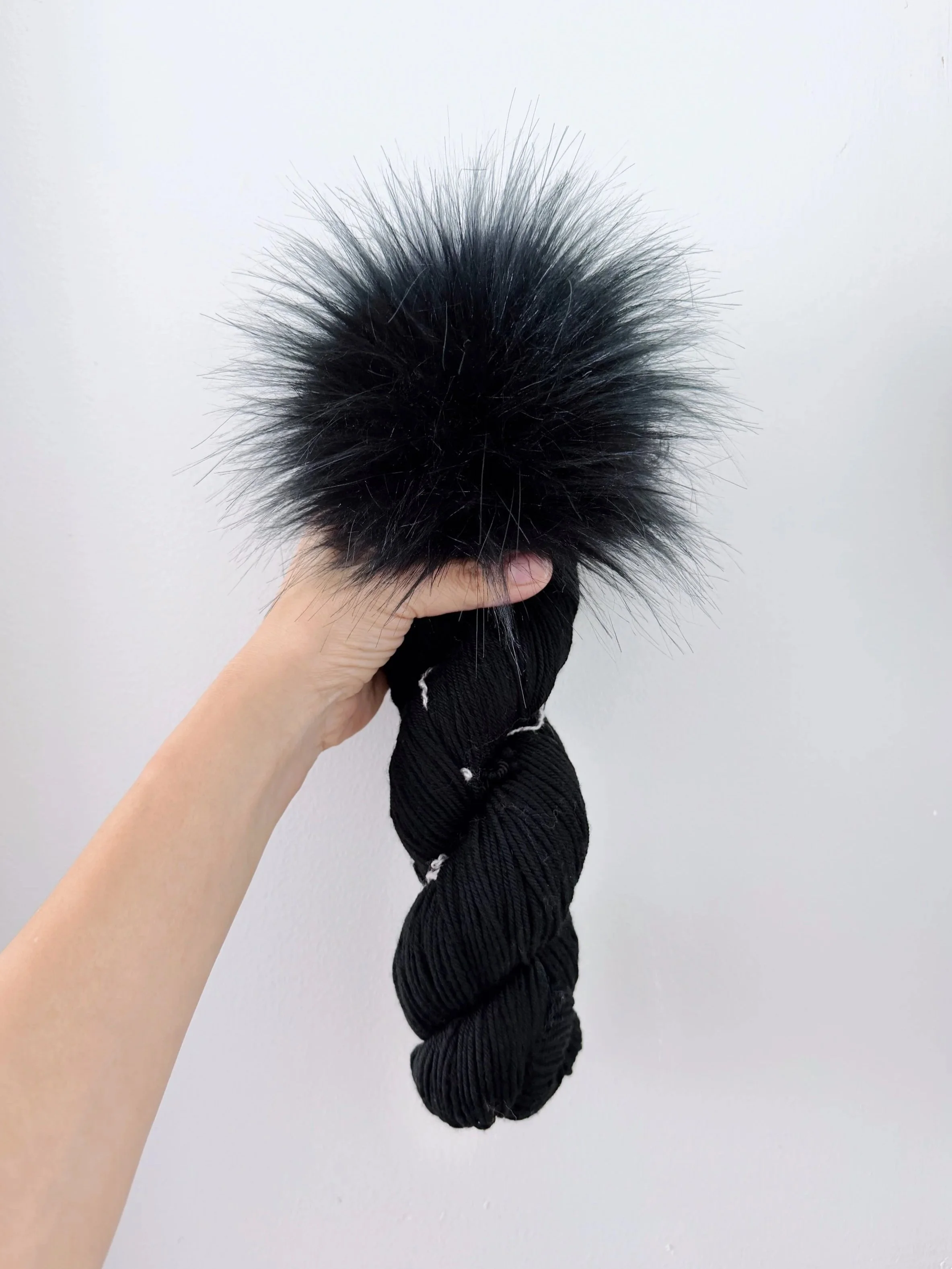 Rios in Black + Jet Pom