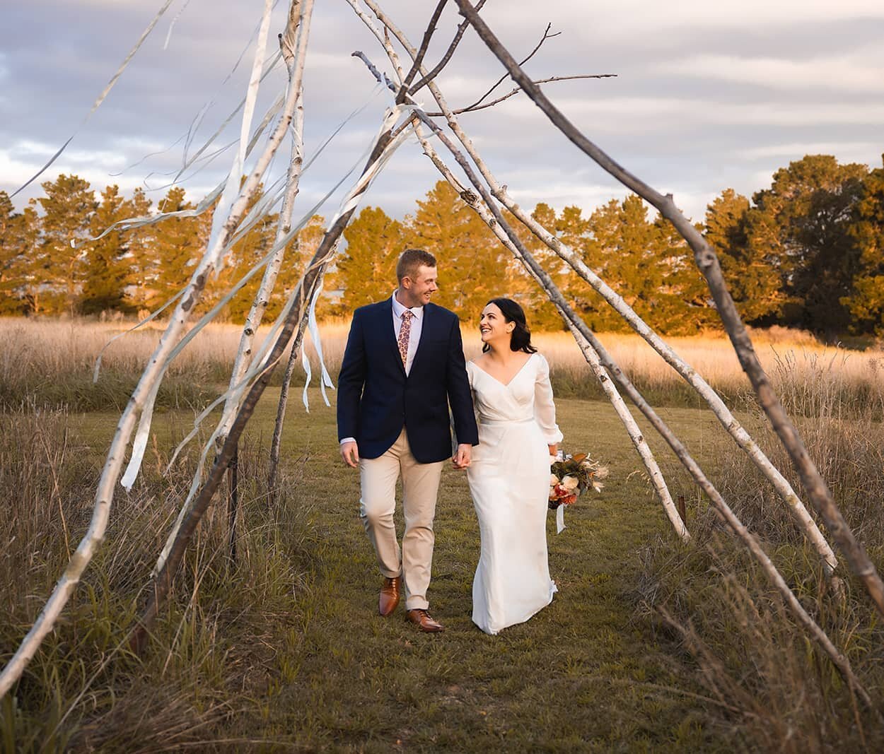 KATIE &amp; BRYCE

 #bathurstphotographer #bathurstwedding #centralwestweddings #bathurstweddingphotographer #bluemountainsweddingphotographer #orangeweddingphotographer #australiaweddingphotographer #hellomay #lovebirds #perfectday #ido #happilyever