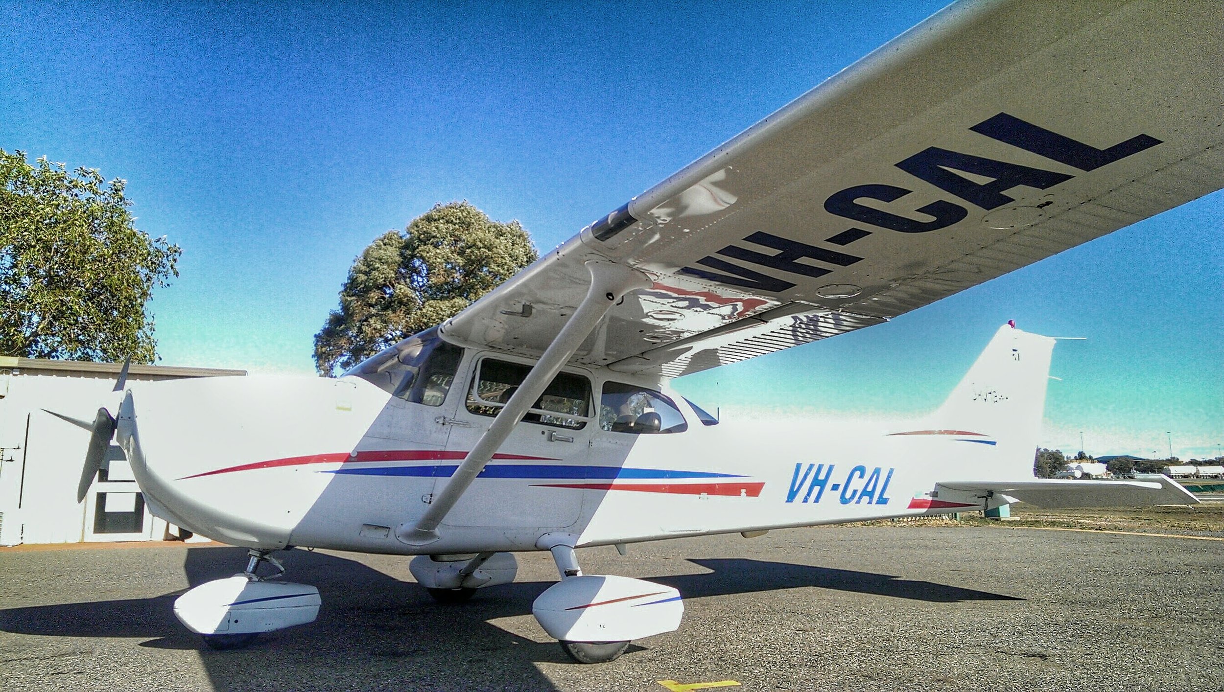 Cessna 172 VH-CAL.jpeg