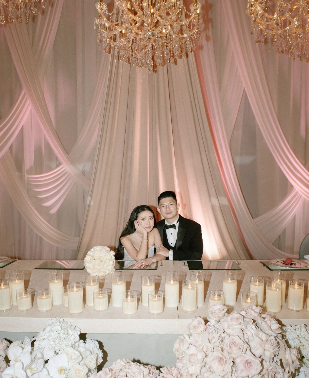Framed from Antoni &amp; Celine's night reception. #caliaaldo 
.
@hermaidofhonor 
@kalaweddings 
@grace_wo 
@parkhyatt_jakarta