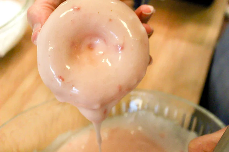pink-lemonade-donut-7.jpg