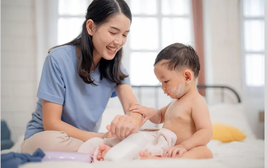 A Simple Parent’s Guide to Helping a Child with Eczema (Atopic Dermatitis)