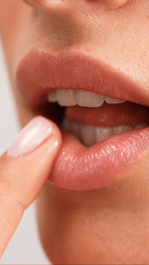 bálsamo labial y de cuidado.gif