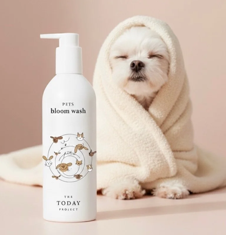 Pets Bloom Wash Hundeshampoo mit pflanzlichen Blättern