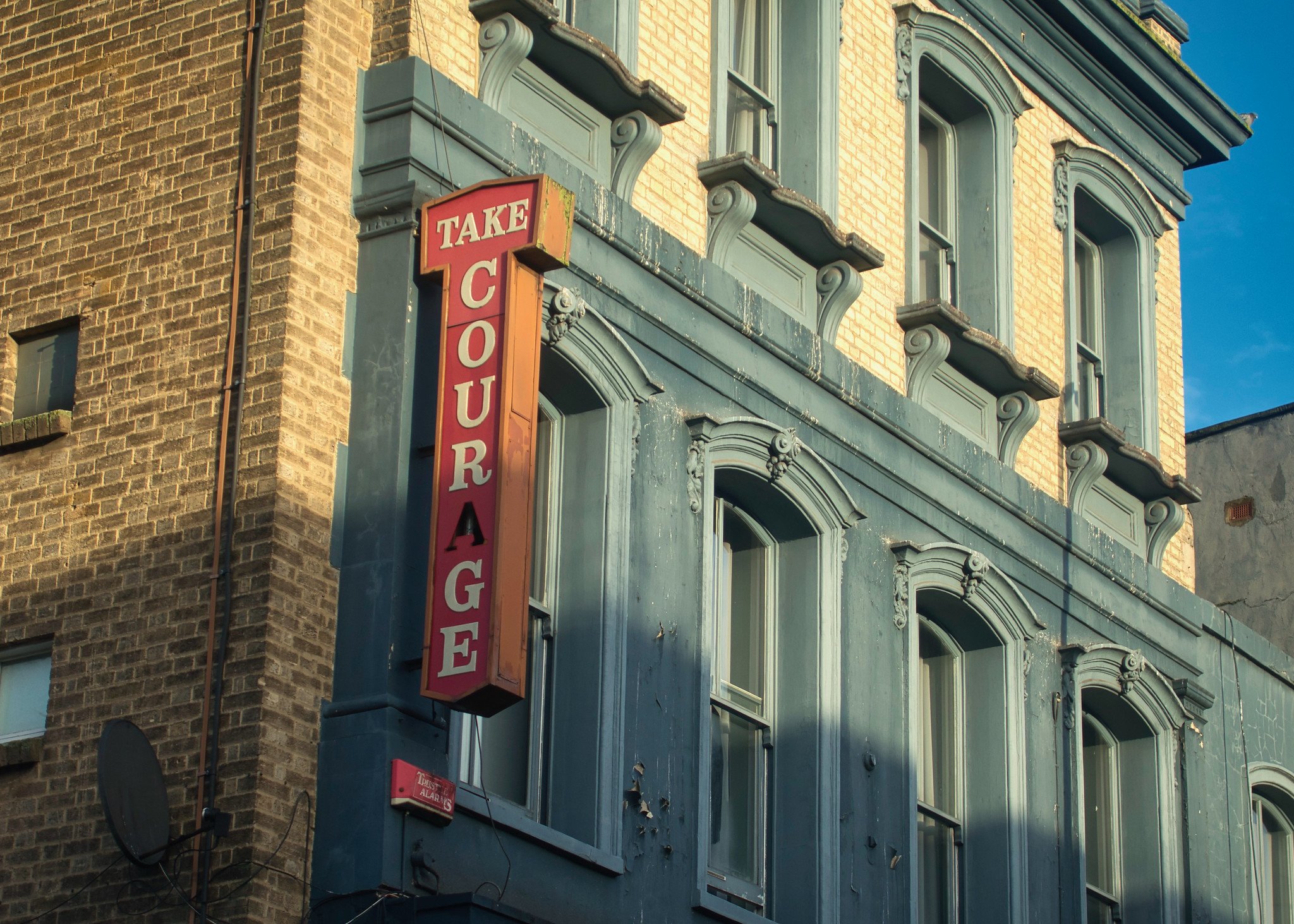 Old pub, Kennington Park Road, SE11