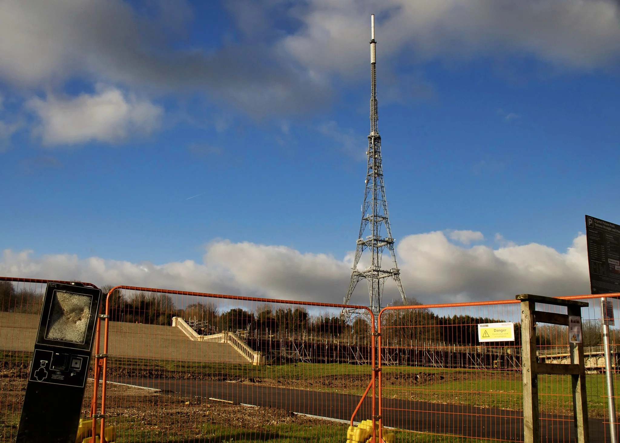 Crystal Palace transmitting station tower