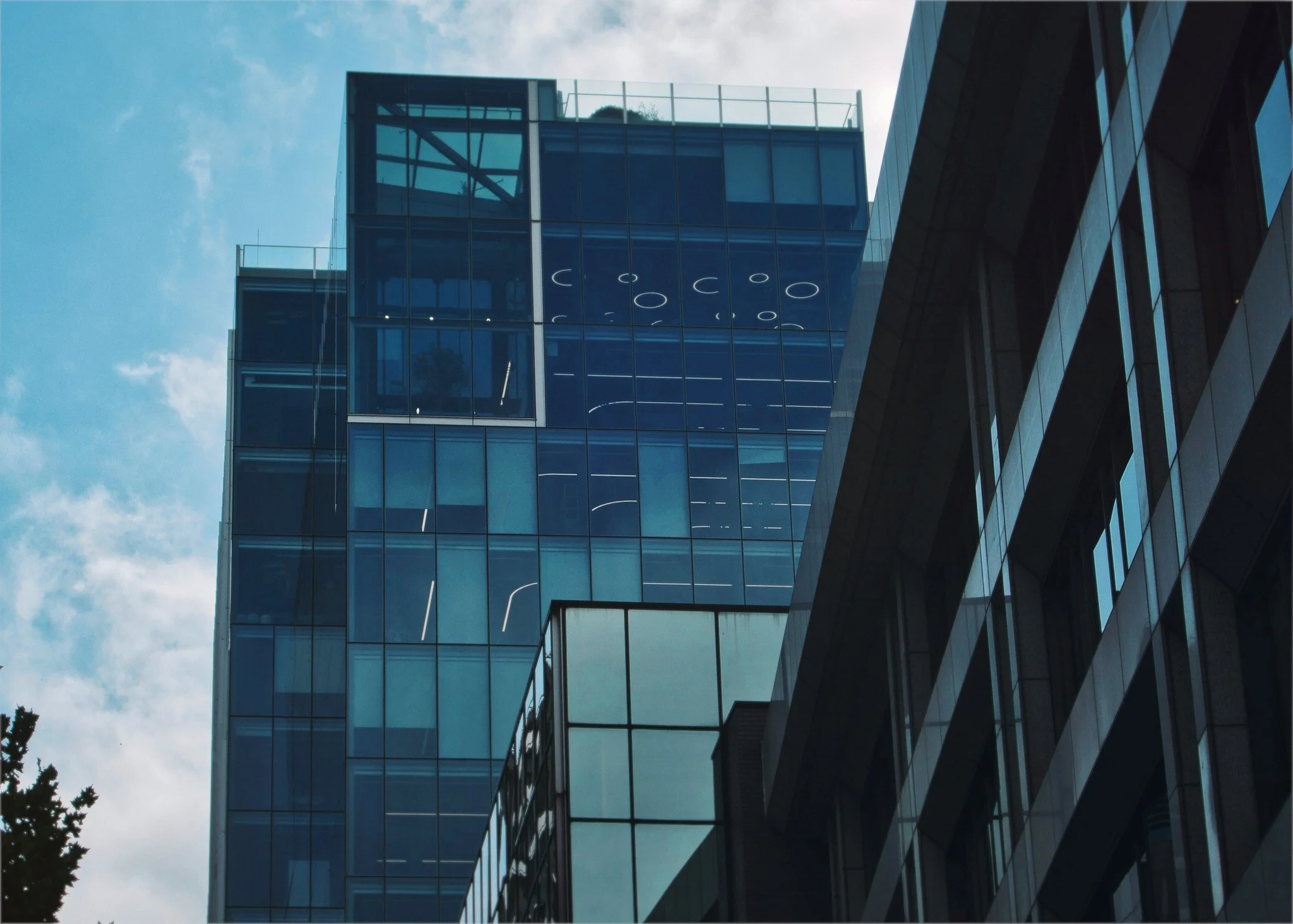Aldgate East