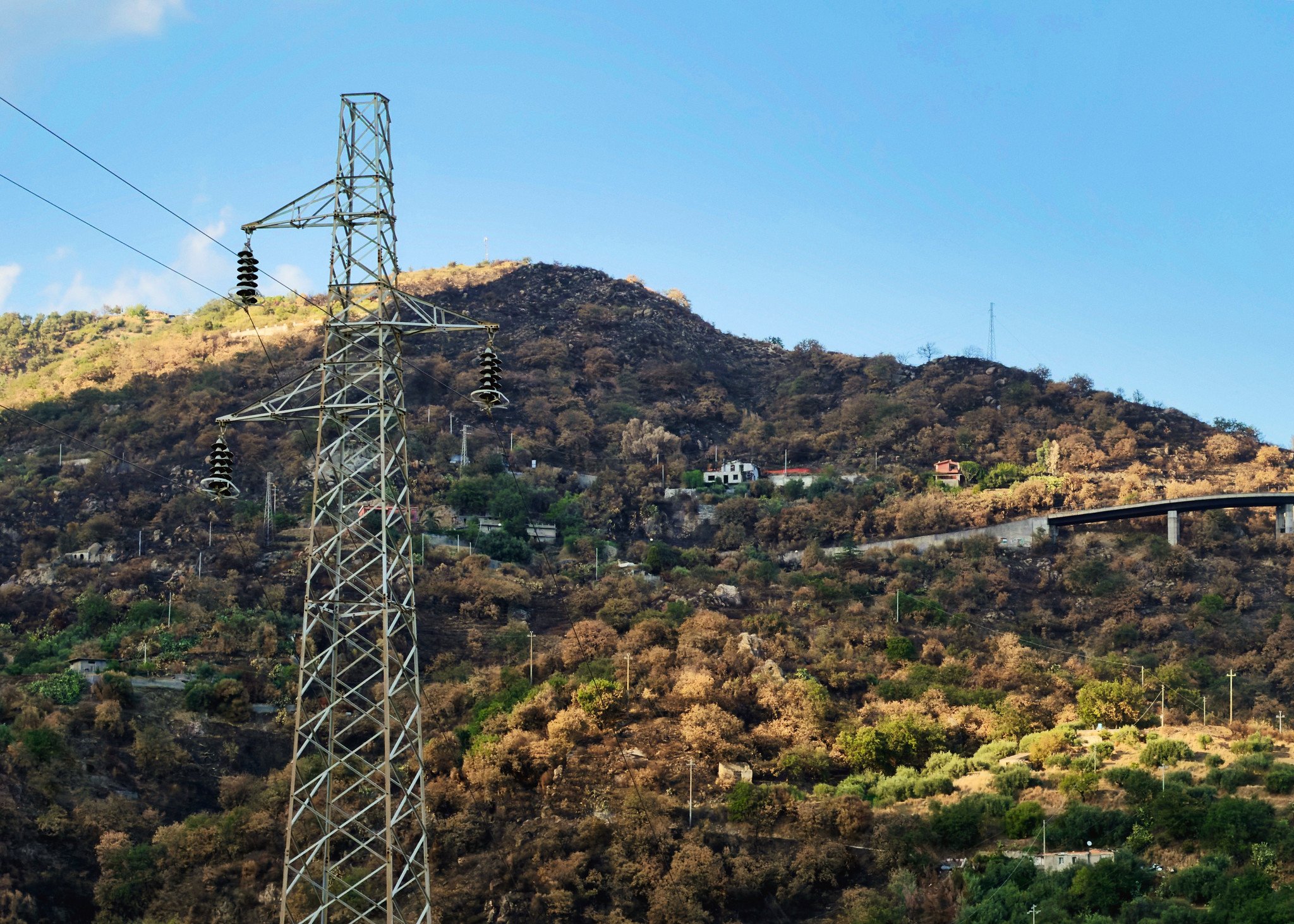 Pylon, Letojanni, Sicily