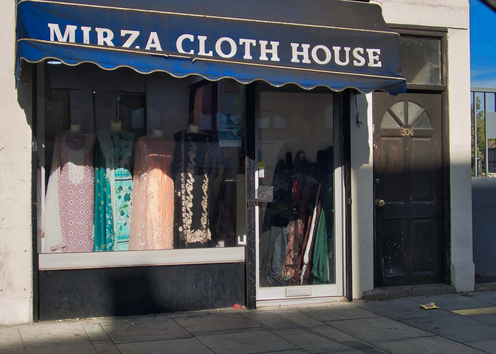 Mirza Cloth House