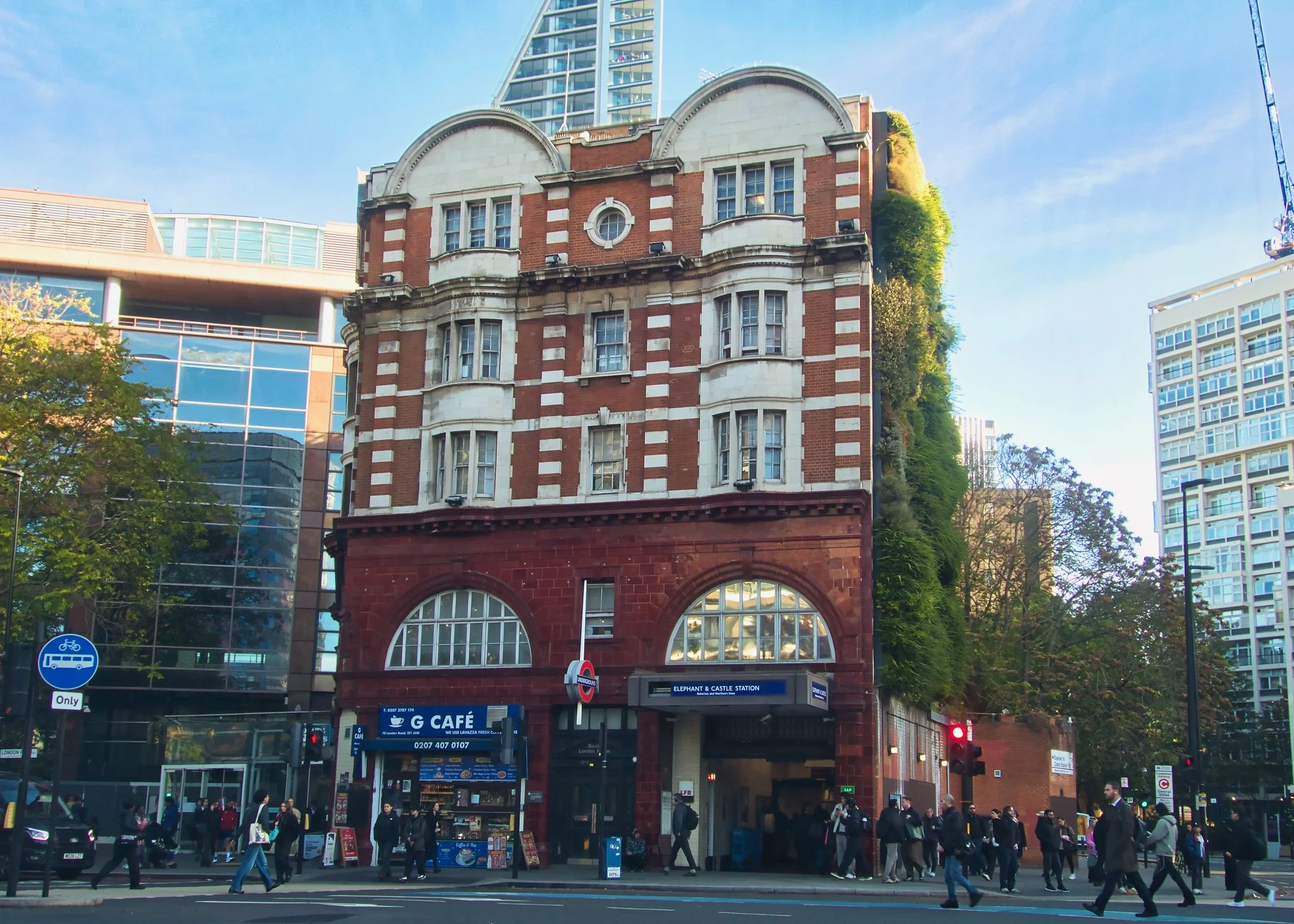 Elephant & Castle Station