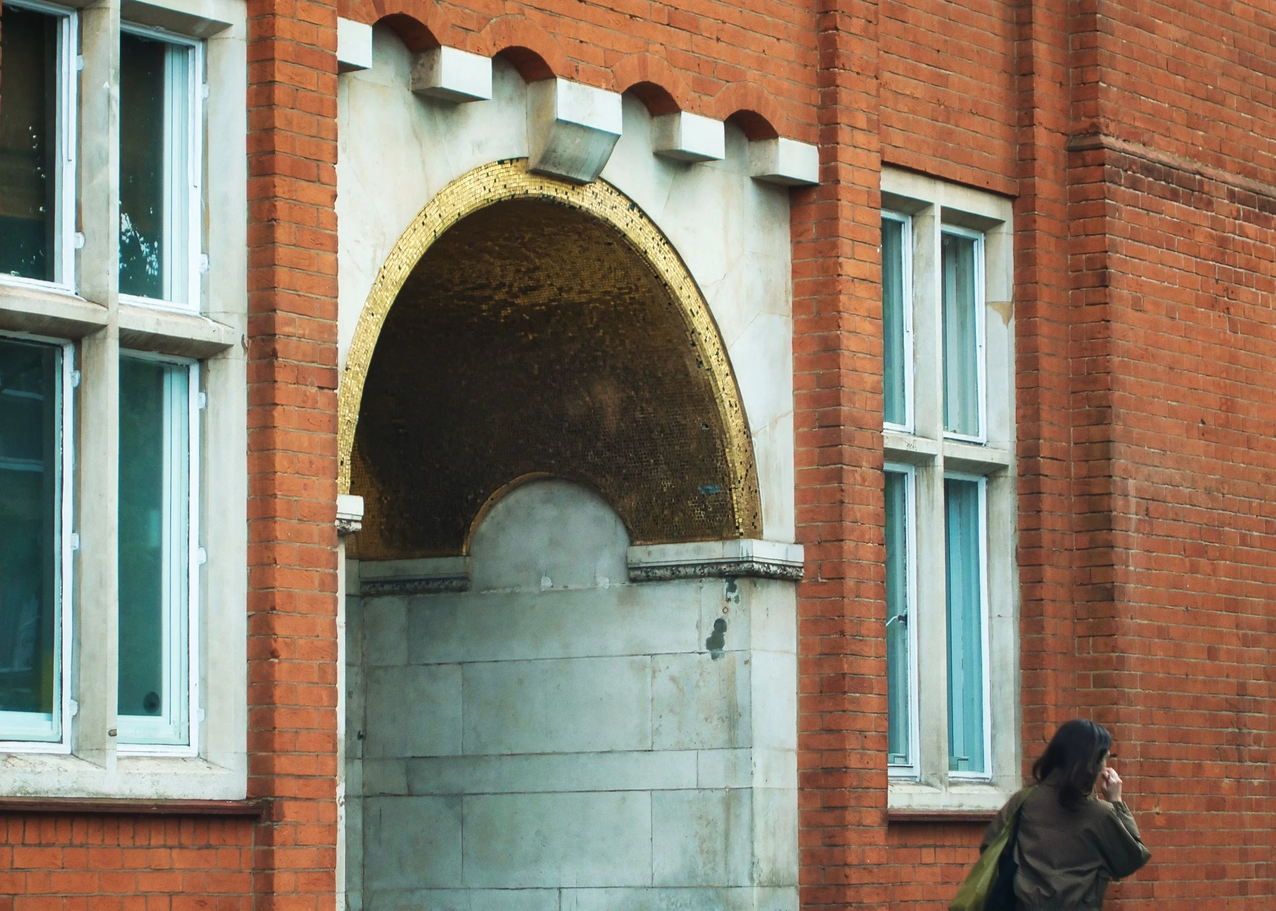 entrance-to-the-old-belgrave-hospital-for-children_55280166974_o.jpg