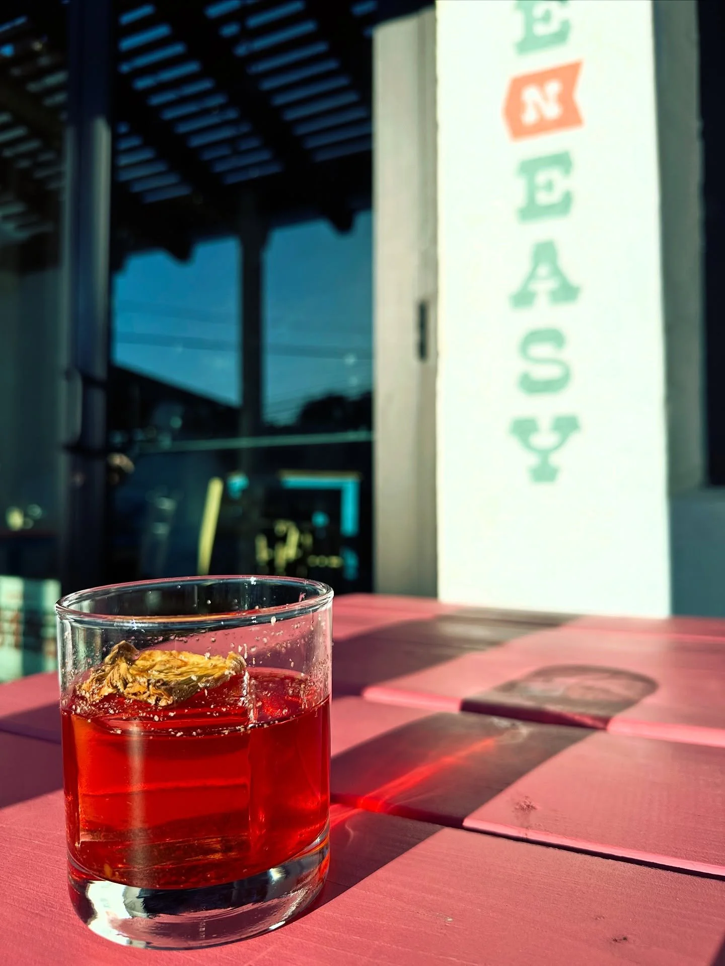 School may be back in session, but you can still have a little taste of vacation at the Nice N Easy!
Sit back and relax all weekend long:
🌴 Friday 4pm - midnight
🕶️ Saturday 12pm - midnight
⛵️ Sunday 12pm - 10pm