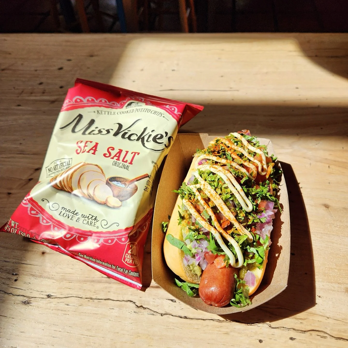 ✔️ Fully loaded Completo hotdog
✔️ Perfectly crisp sea salt chips
✔️ Sips from your favorite beverage
✔️ Golden hour Texas Hill Country vibes
We love ACL as much as the next person, but you know where to find us when you need a little R&R from t