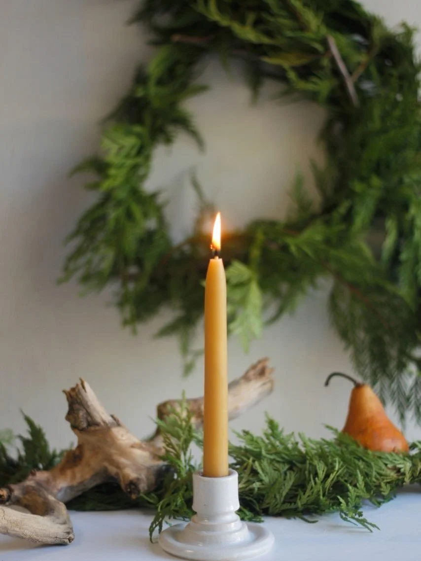 We&rsquo;re hosting a ✨Pop Up Holiday Shop✨ with @mortar_and_stone this Saturday, Dec. 13, from 3ish to 7ish at the Nice N Easy! 

Come meet artist Erin Pattullo and check out her ceramics designed specifically for the holidays, along with a plethora