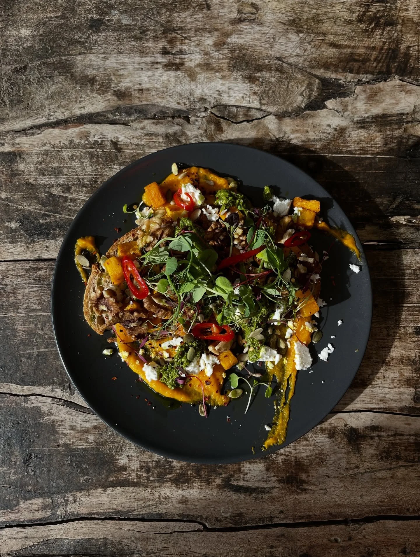 The Yard Autumn Menu 🤎

Open Weds - Sun, 8am - 5pm 🌦️
