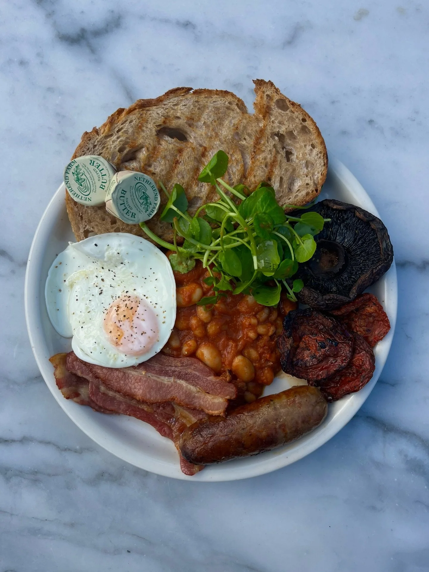 The Hampshire Farmhouse 🍳🥓

&hellip; served from 9am until 11.45am, Weds - Sun, for the perfect morning set up! ☕️