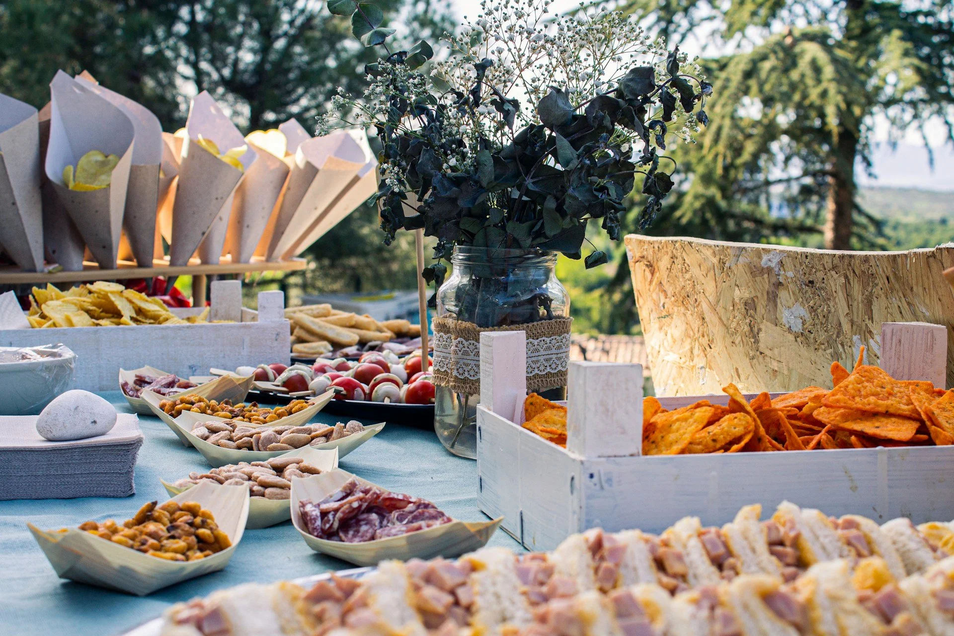 How Fine Dining Caterers Approach Garden Parties in Surrey