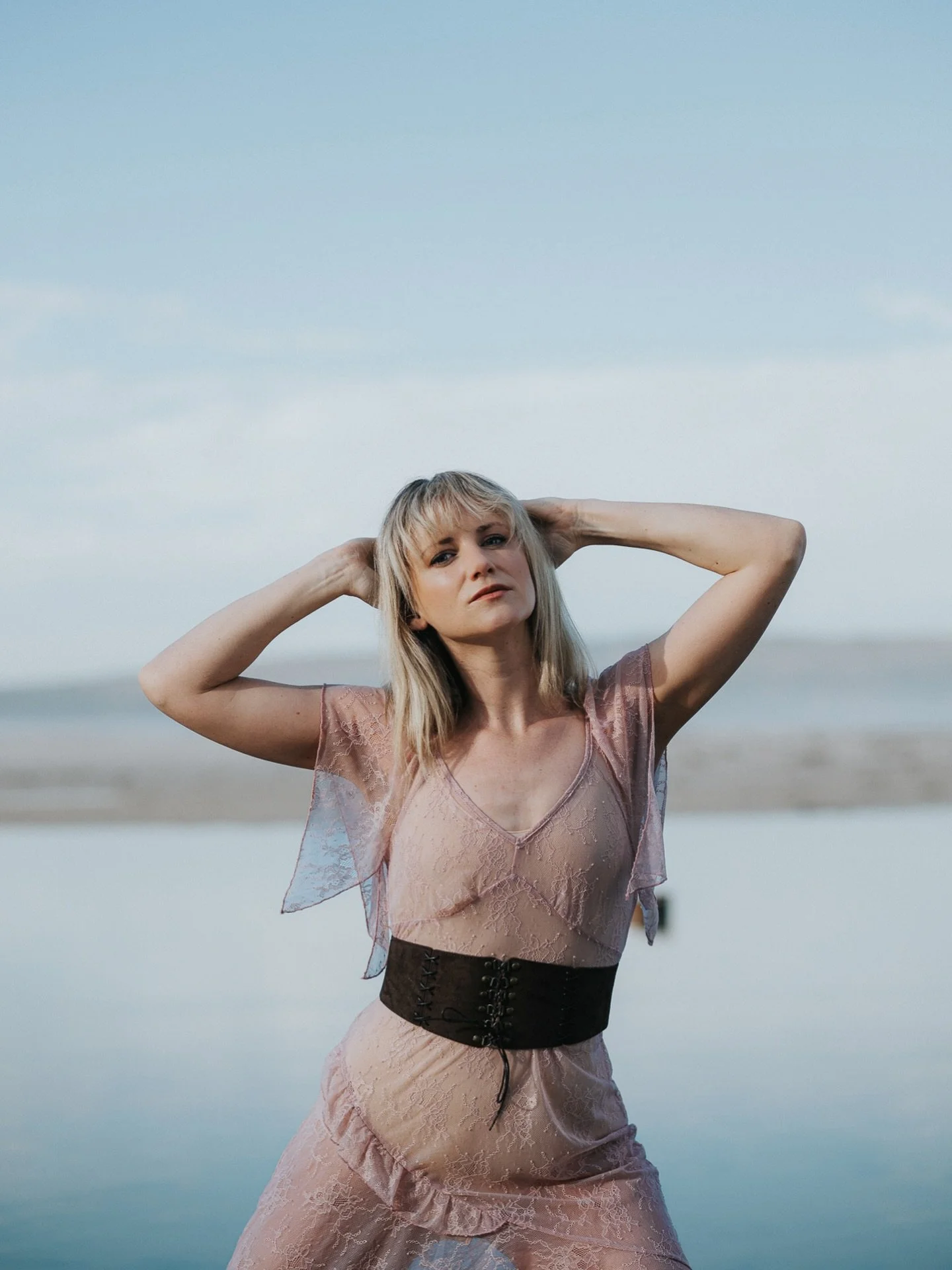 📷 @aidantobias 
💄 @zoegeorginaaa 
🔦 @silverbulletlighting