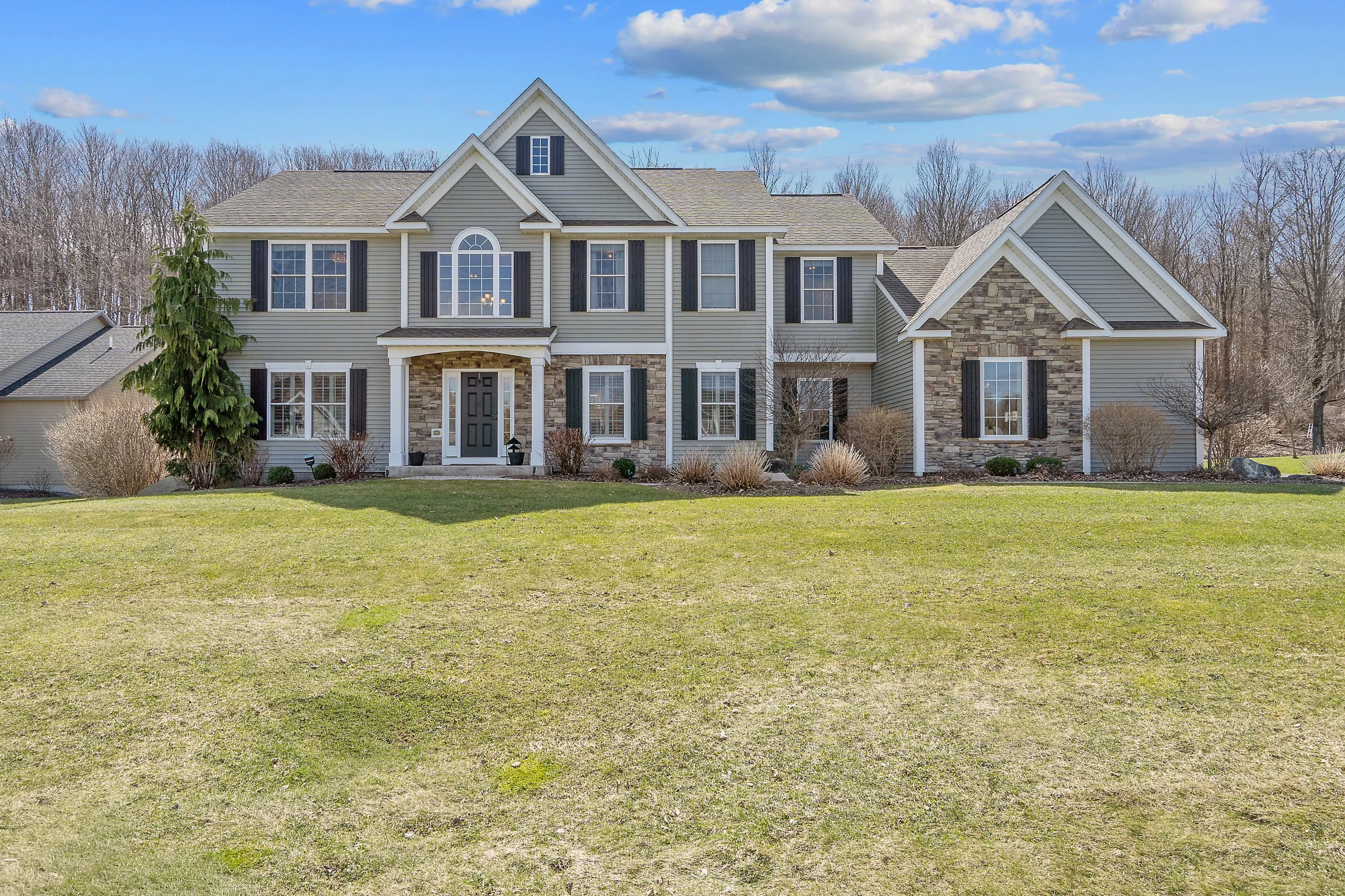 217 Starksboro Dr - Under Contract