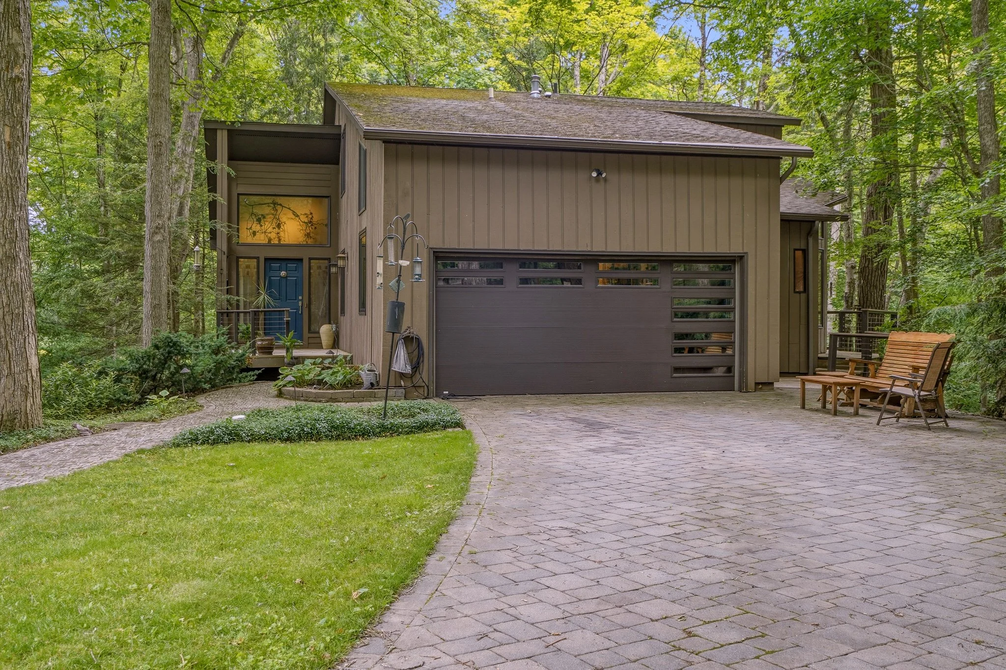 4327 Cedarvale Rd 