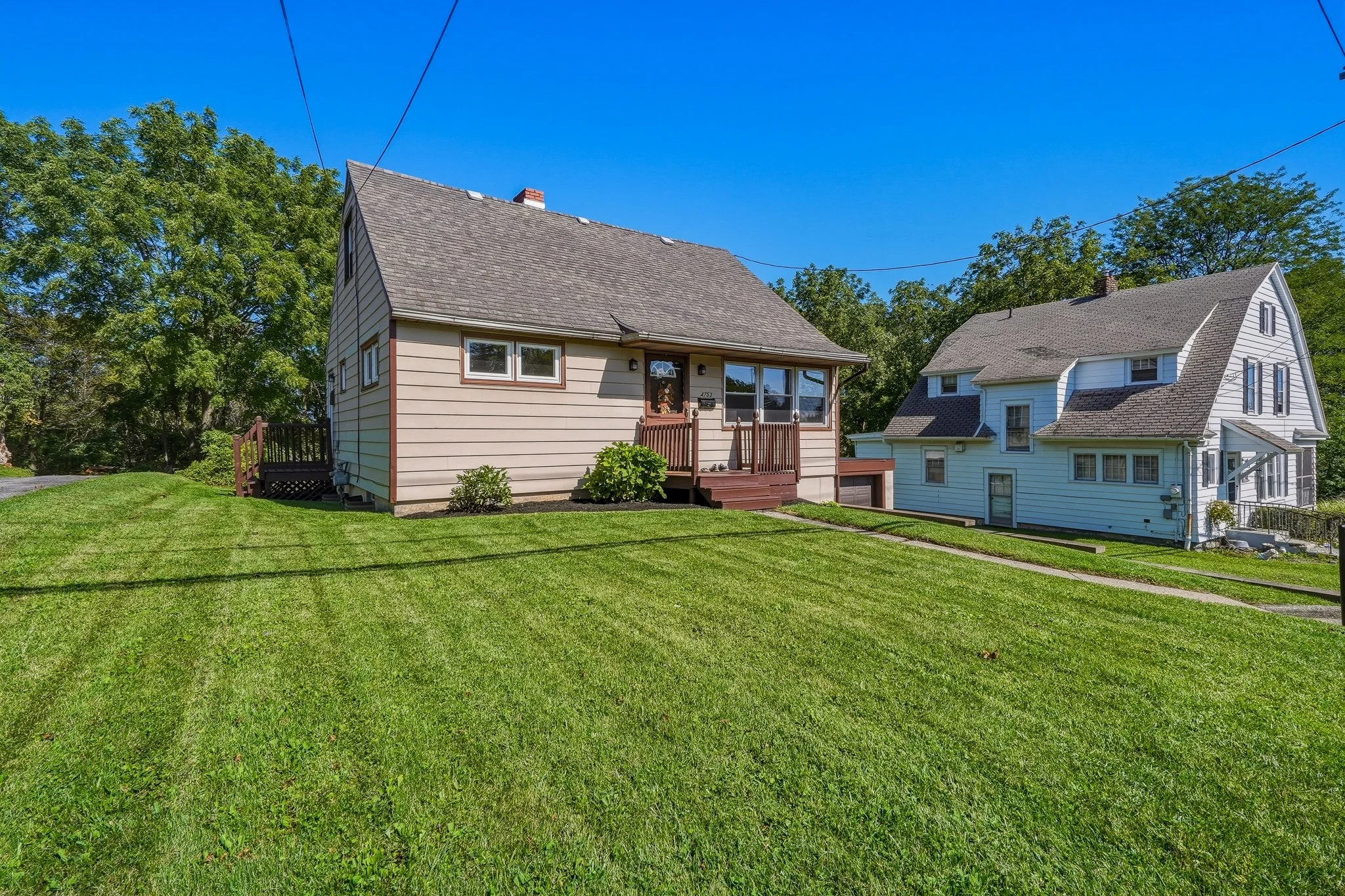 4753 W Seneca Turnpike