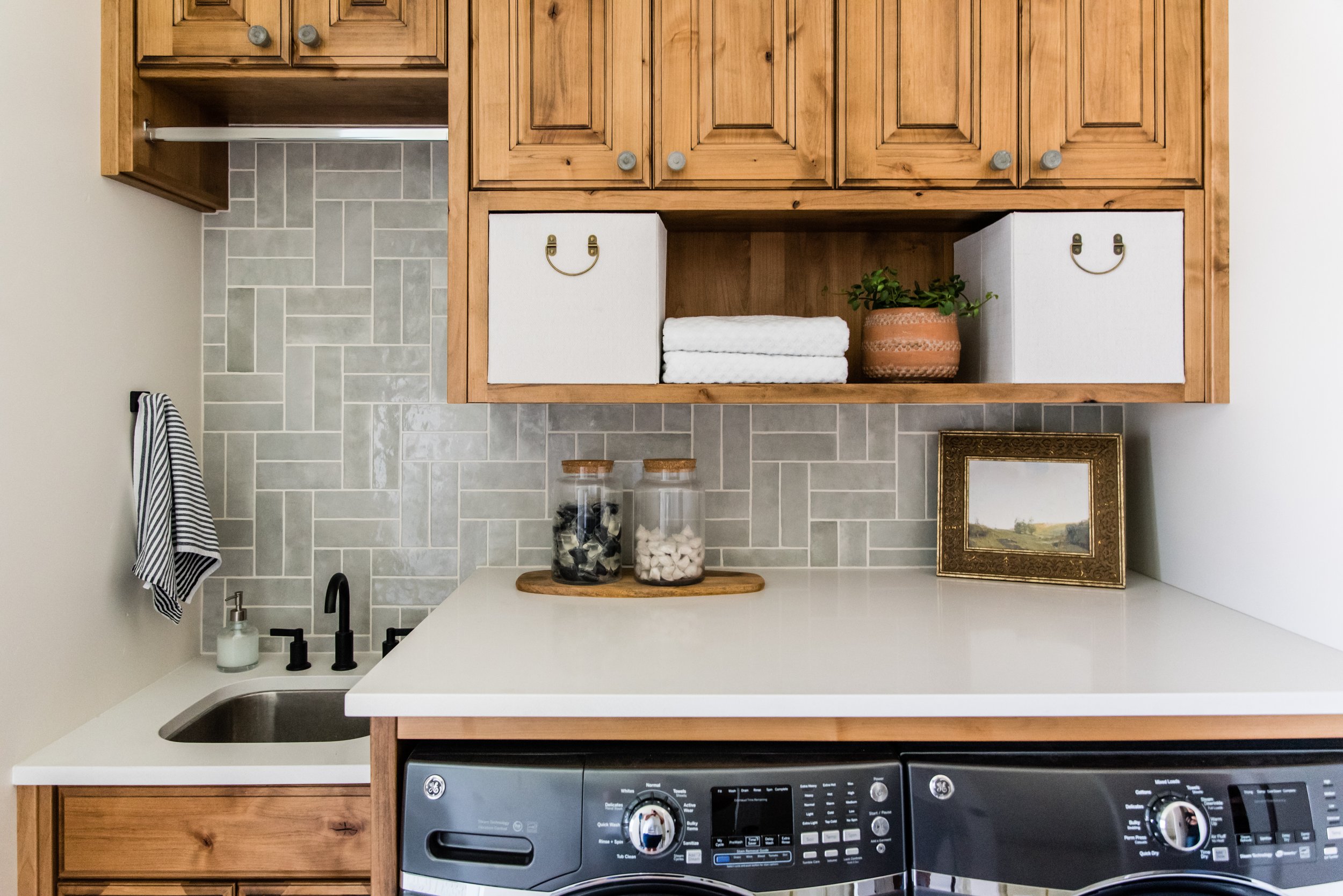  An interior designer in Cache Valley Utah goes through the pros and cons of different tiles and where to put them in your home. tile pros and cons choose what kind of tile #LizPowellDesign #InteriorDesignUtah #InteriorDesigner #buildingahome #tile #