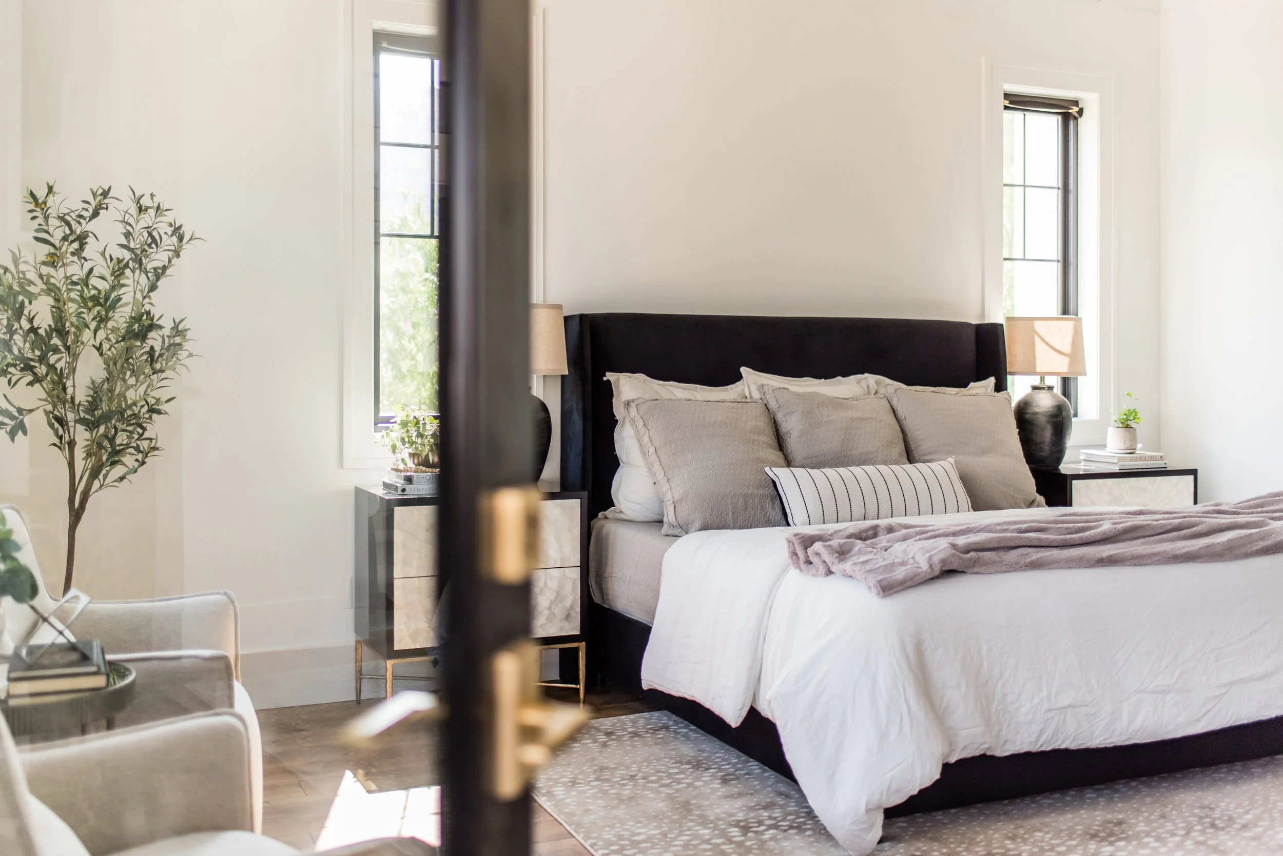 Northern Utah interior designer offers three services full-service design, design consultation, and virtual design by Liz Powell Design. #LizPowellDesign #InteriorDesignUtah #CacheValleyNewBuilds #CacheValleyInteriors #FullServiceDesign #CustomDesig