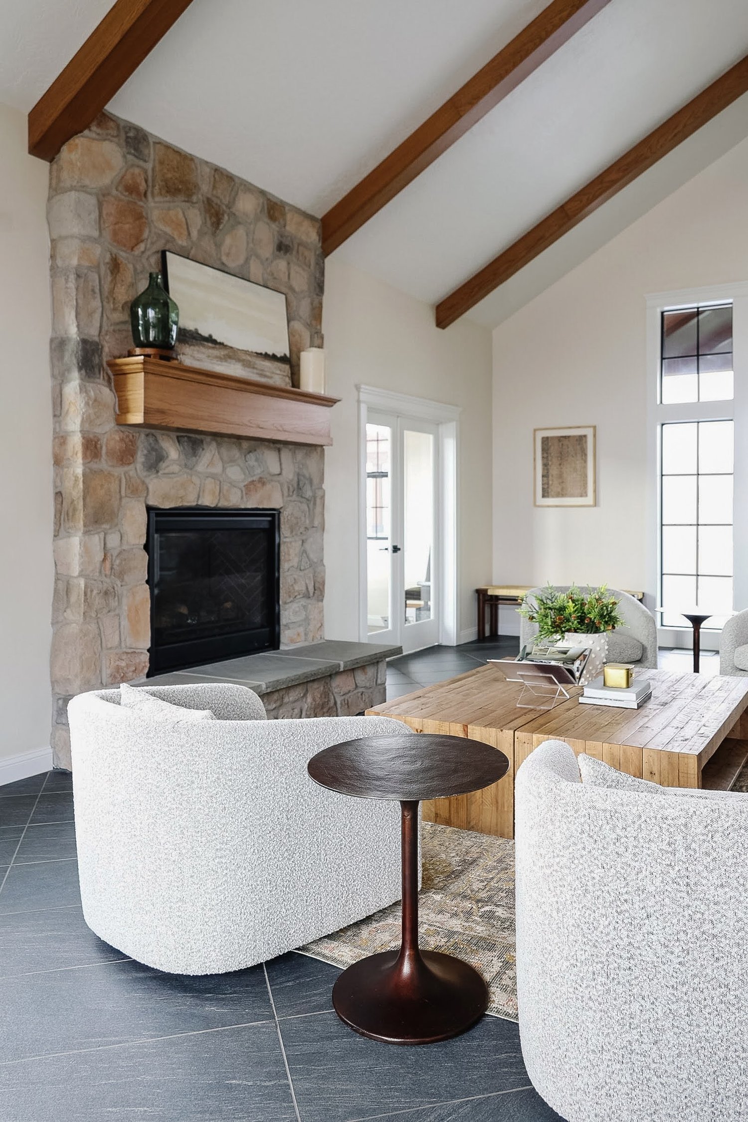  The Liz Powell design team will work hard to make sure the hundreds of decisions you have to make during the home design process are easy and fun. #LizPowellDesign #InteriorDesignUtah #CacheValleyNewBuilds #floorplans #FullServiceDesign #CustomDesig