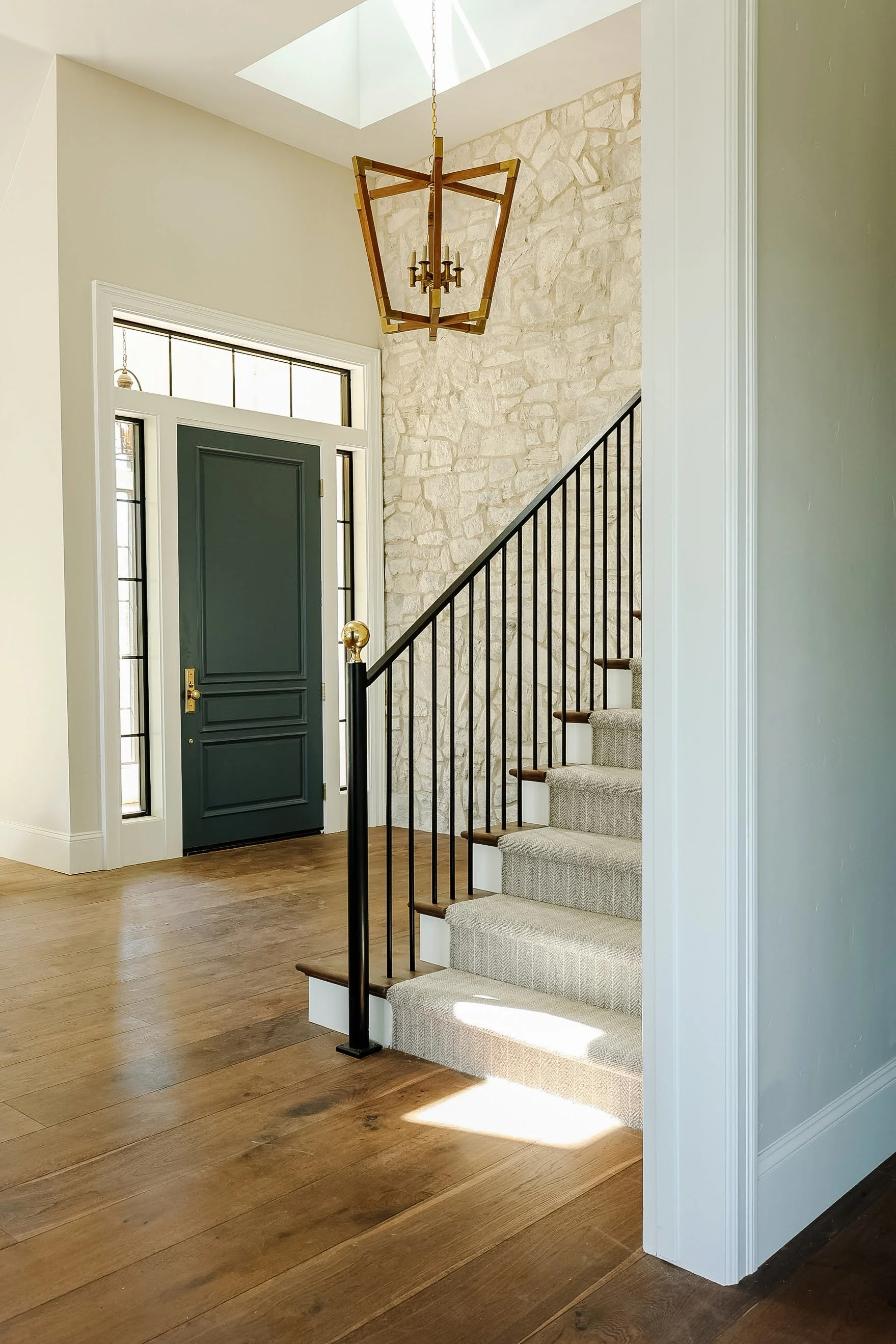 5 Reasons to Hire an Interior Designer for Your Home Build