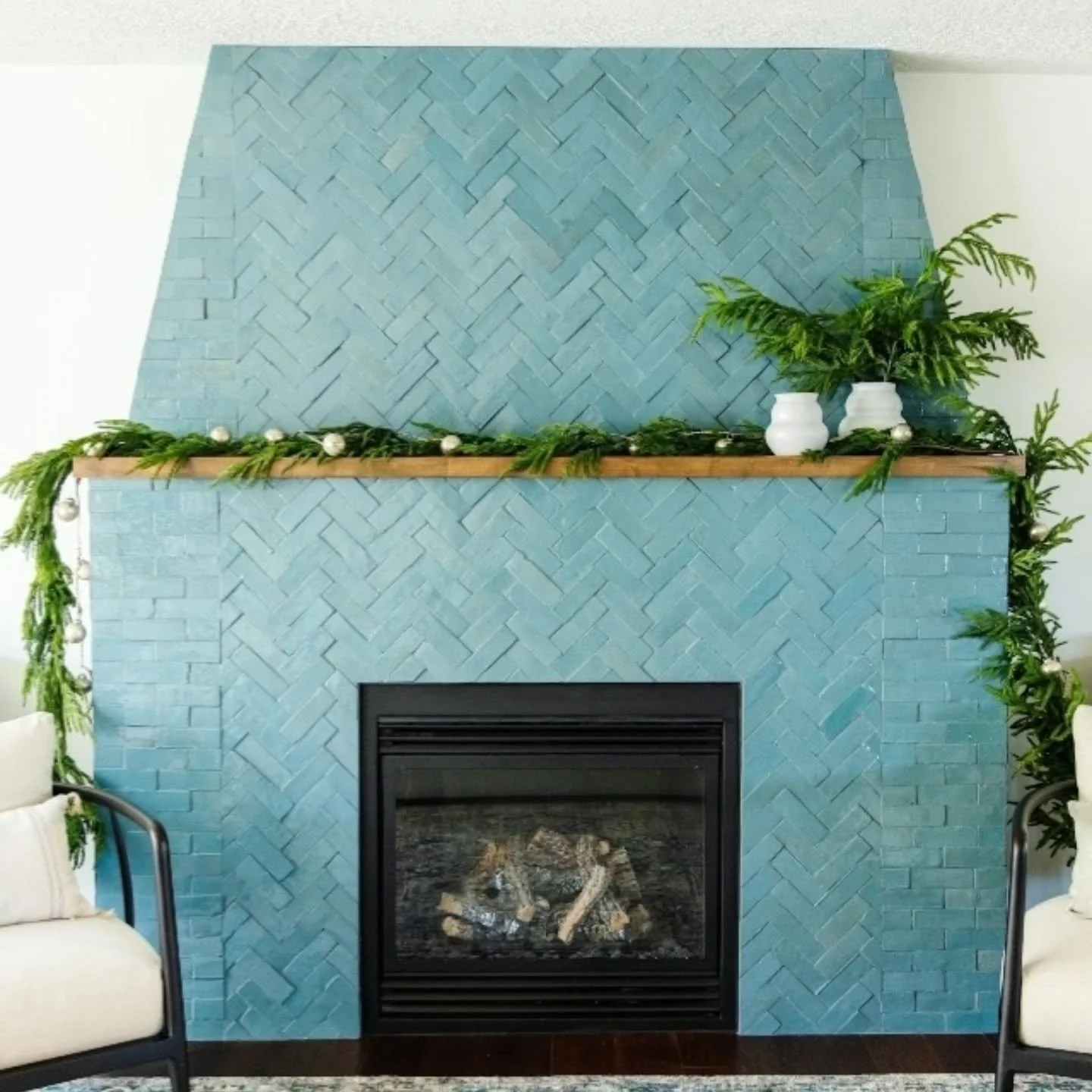 Prove me wrong... Teal is a perfect Christmas color!

#wearevivir #zellige