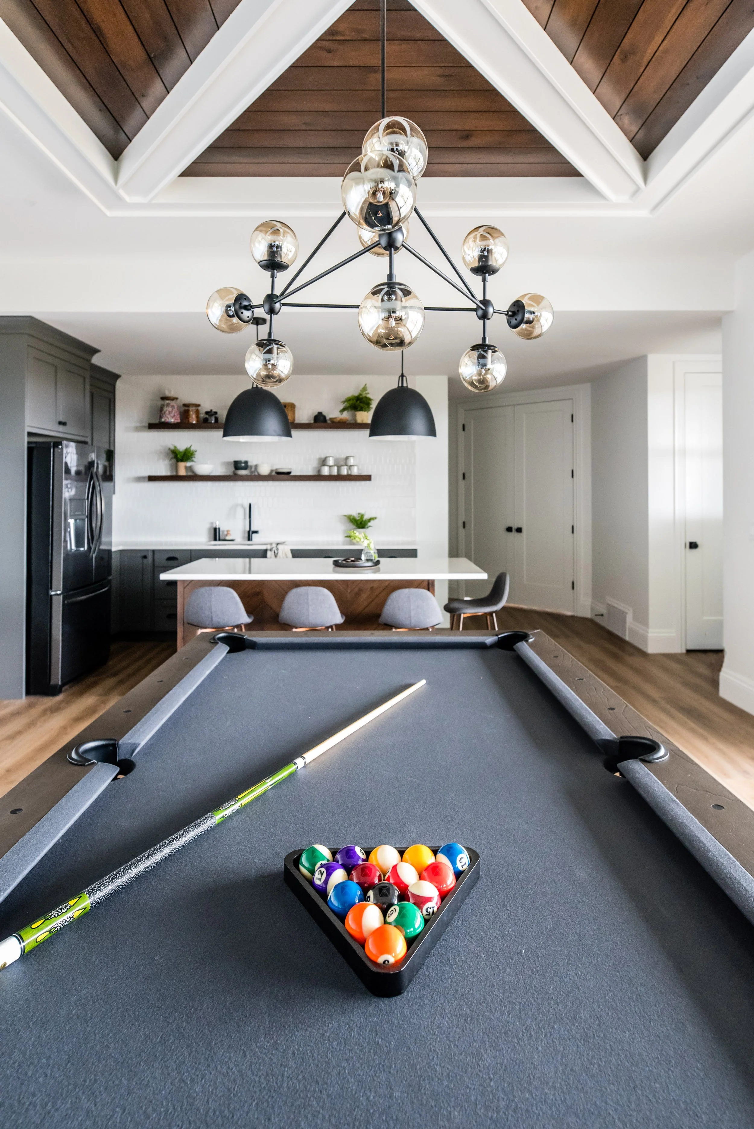 Updating a few rooms around your house and needing interior design service online by Liz Powell Design. update a couple rooms in your house #LizPowellDesign #InteriorDesignUtah #InteriorDesigner #CacheValleyInteriors  #LoganInteriorDesigner #DesignCo
