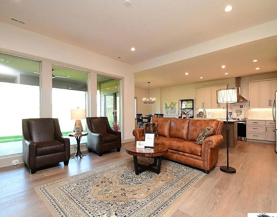 7245 NW 10 2.jpg