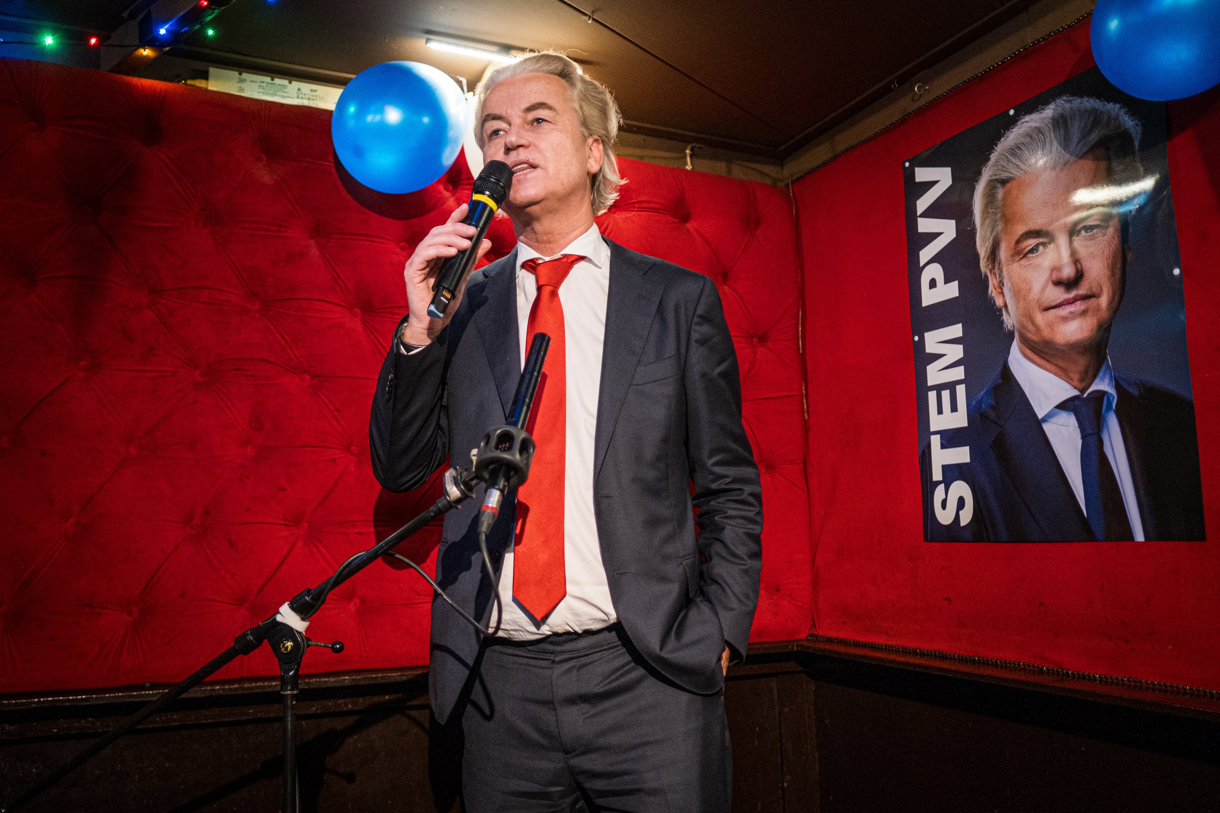 Wilders brengt stem uit-57.jpg