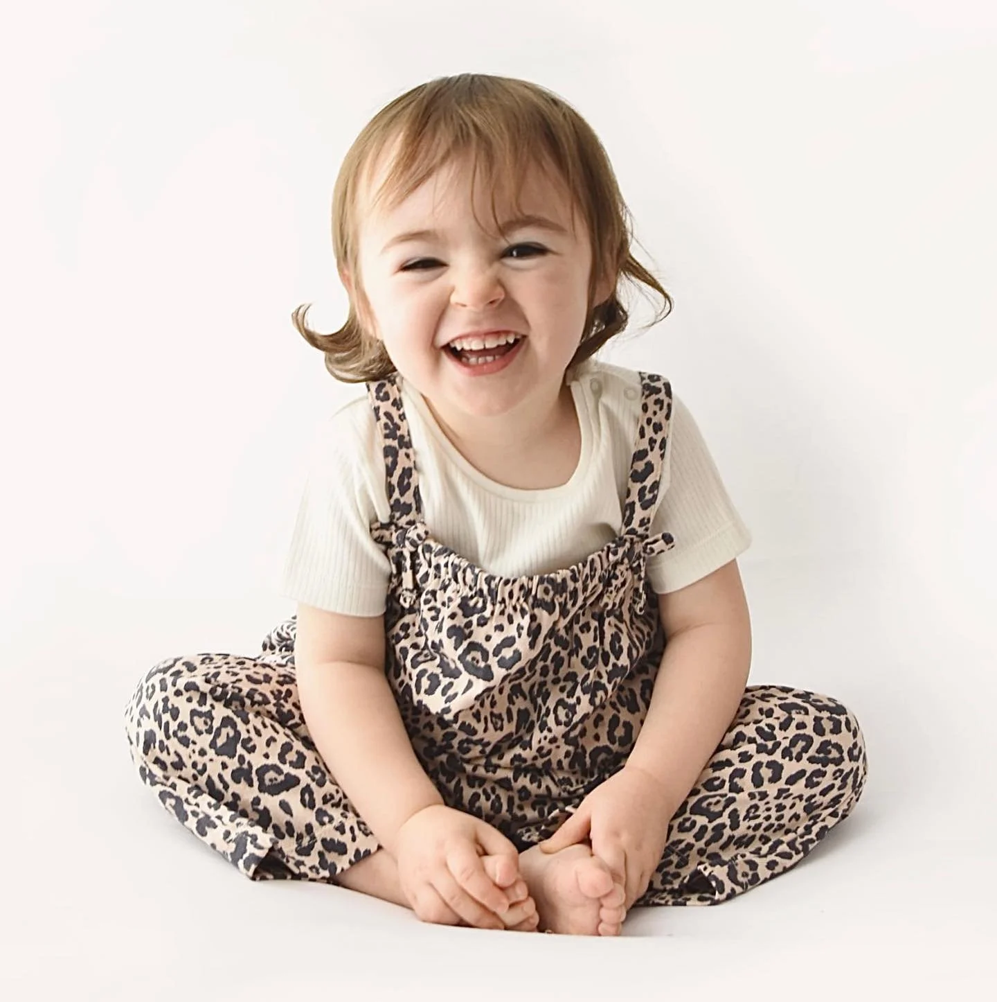 I swear she'd been here before, so bright, bubbly and knowing for such a little girl ❤️

Some more gorgeous updated family pictures ready to send for Christmas