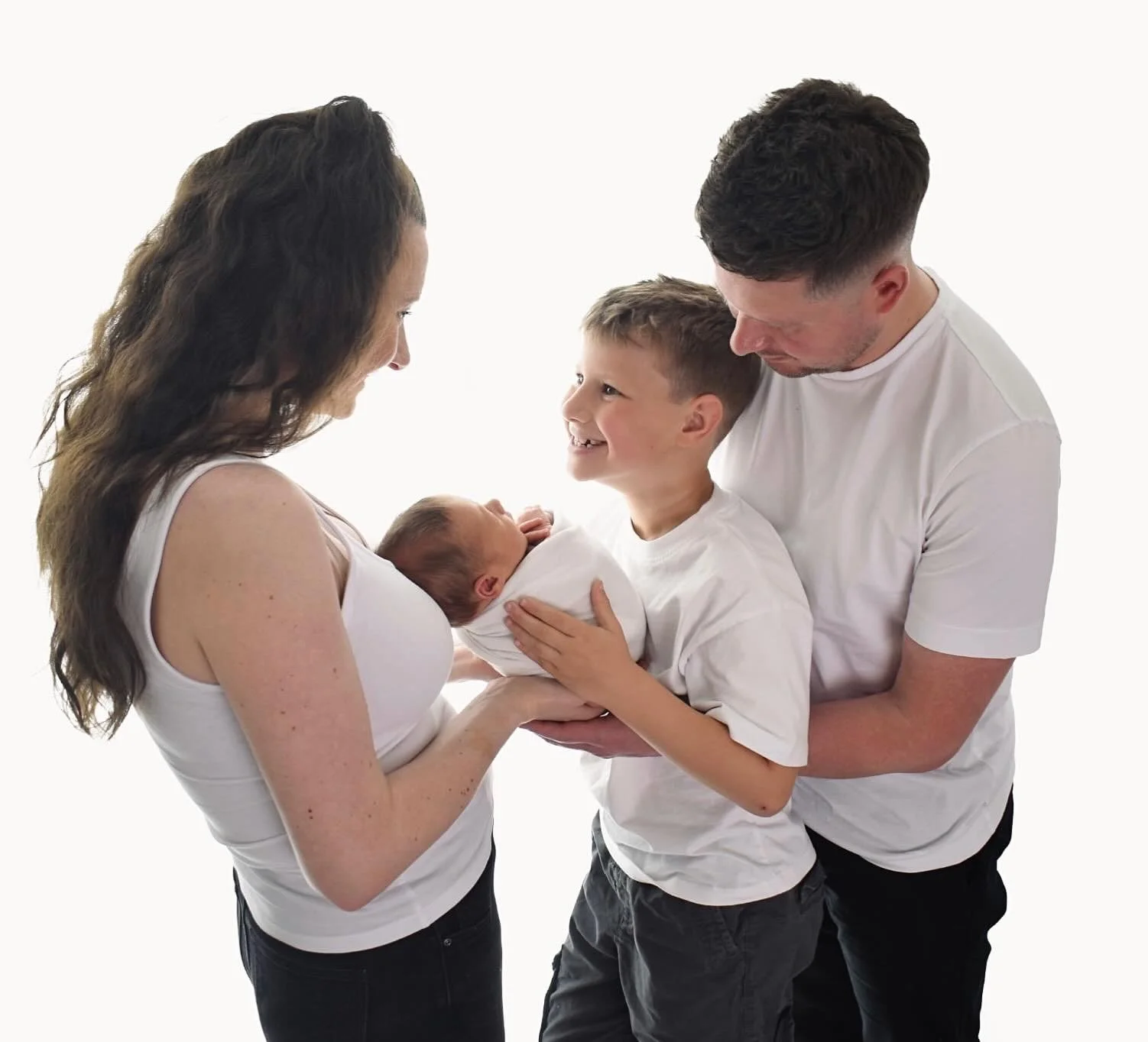 Such a pleasure having this gorgeous family in the studio at the weekend 

Some adorable sibling shots to share from this one 🤍