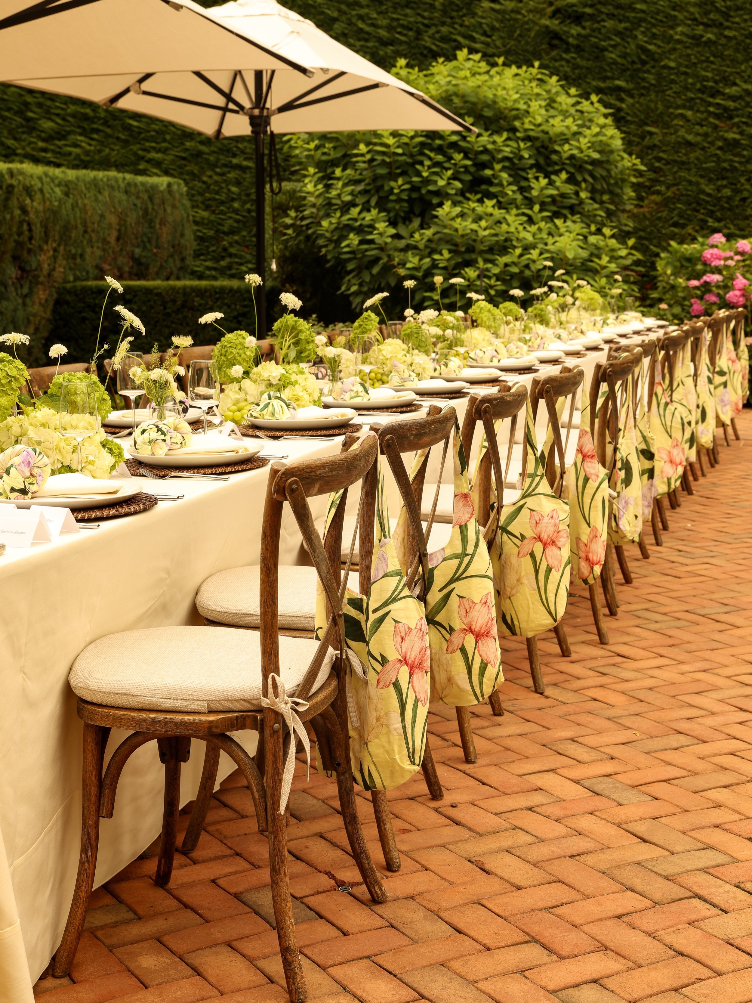 A beautiful Hamptons luncheon hosted by @kblaffer and @christylynnlee celebrating @christylynncollection Summer Collection ✨✨