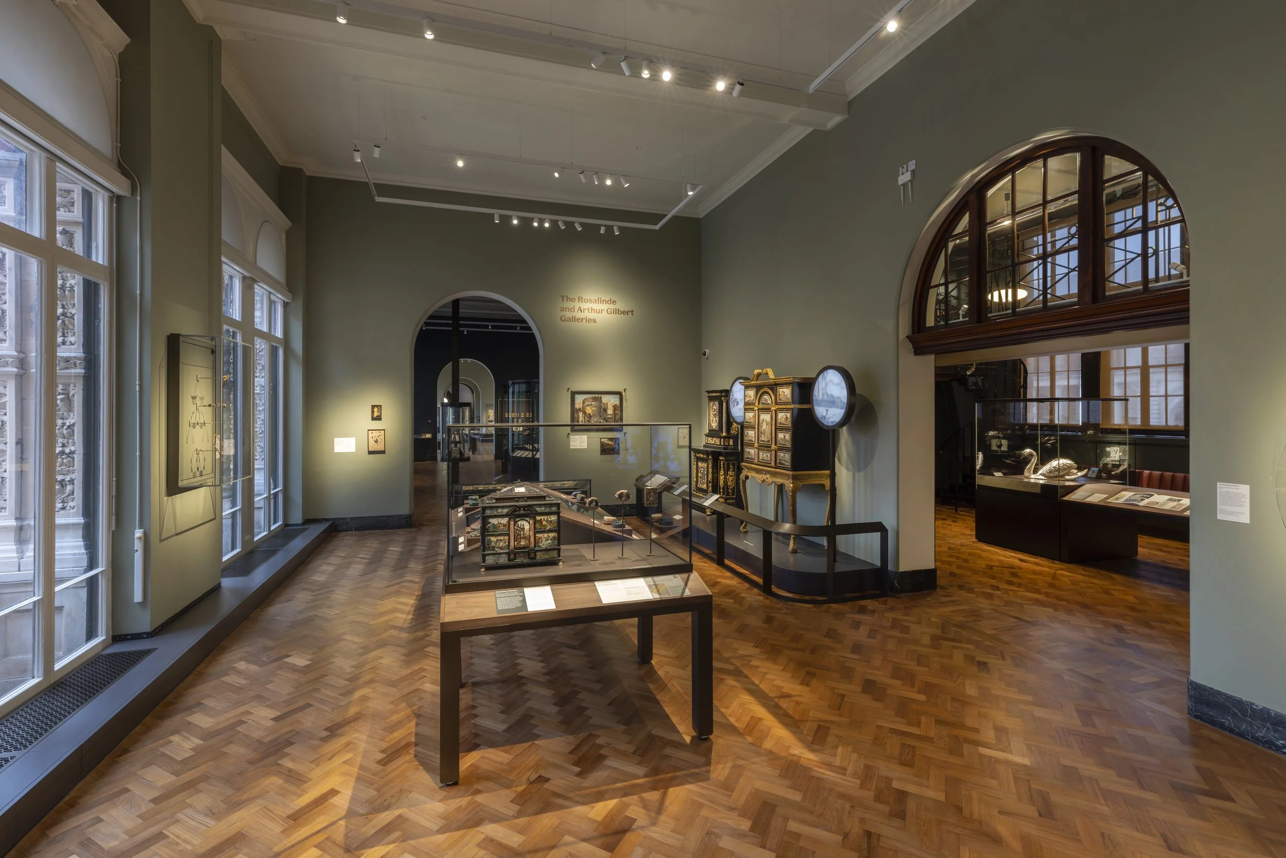 Redeisgning the Gilbert Galleries: Redisplaying Beauty, Meaning and Craft
