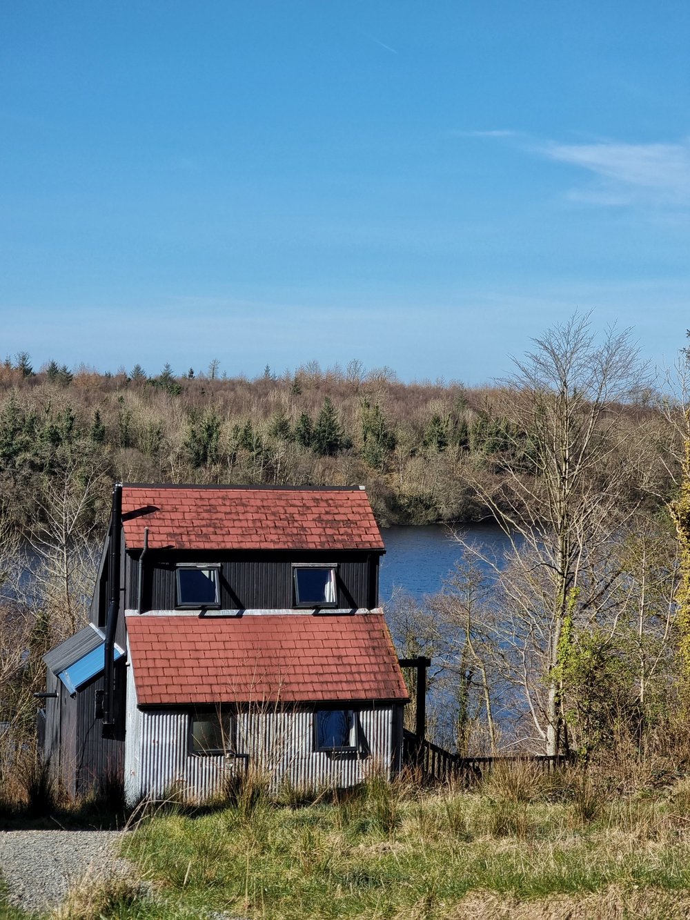 Cabin Cabu by the Lakes 2.jpeg