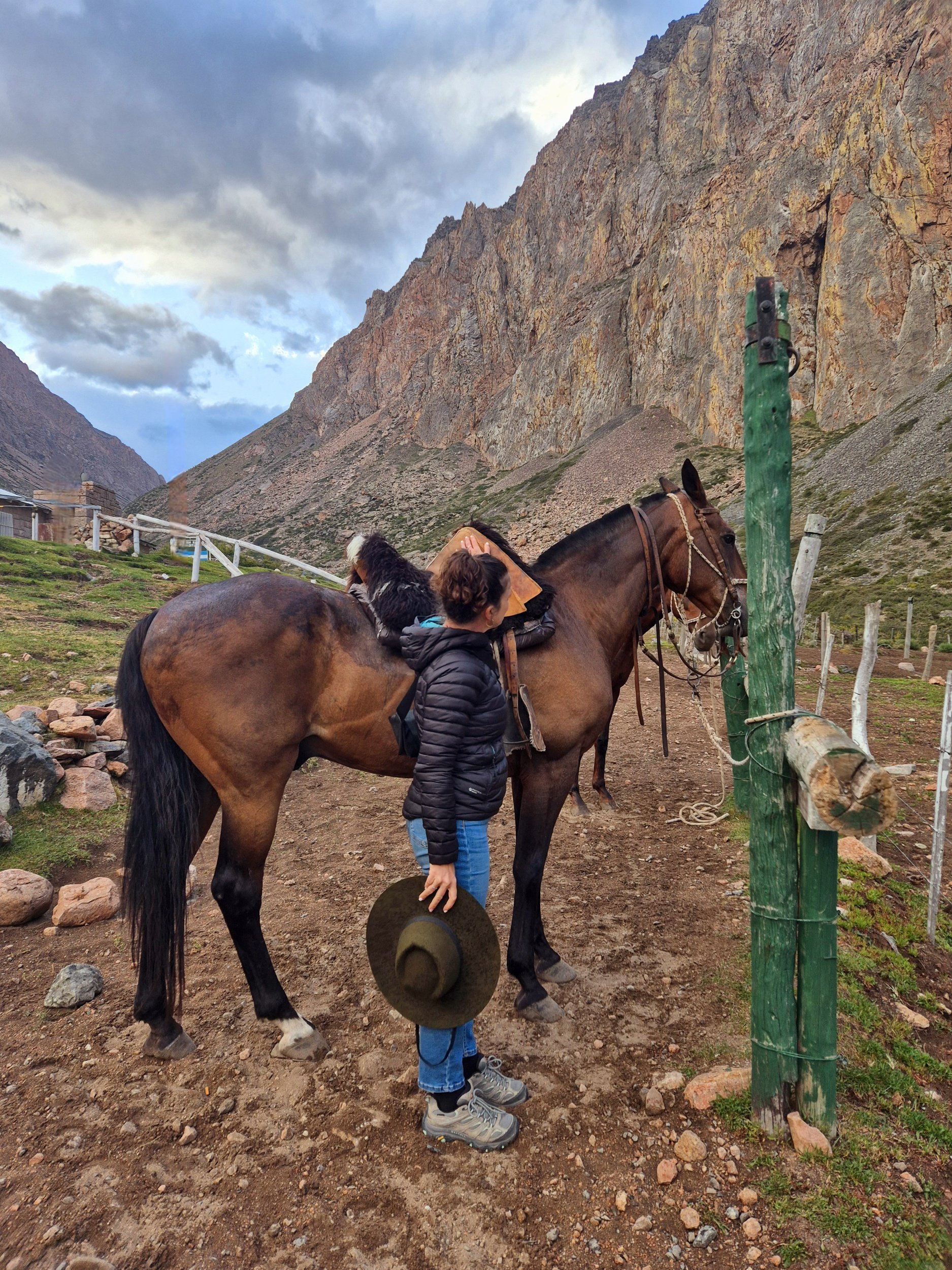 Horse back riding Andes Argentina Cathy & Juno