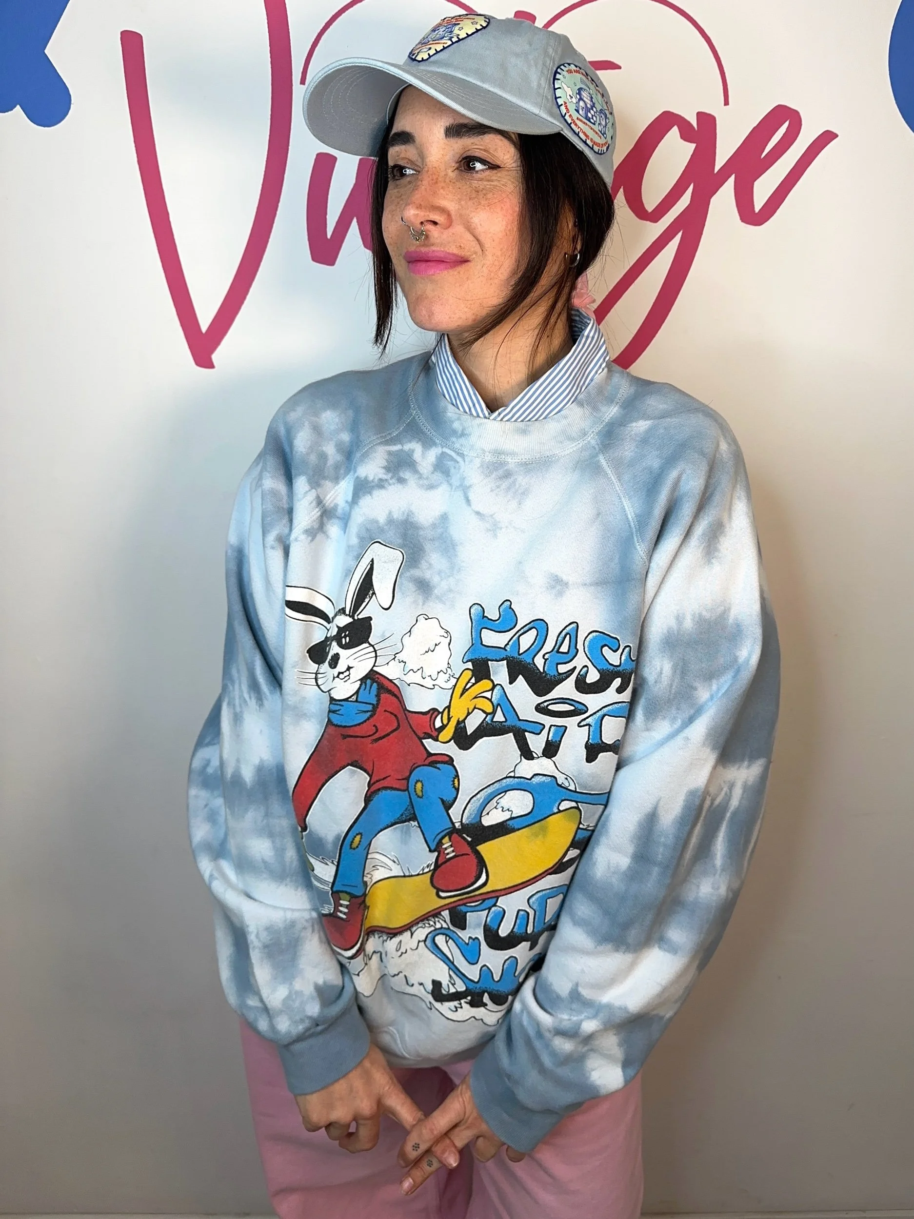 SUDADERA 90S 🐰🛹