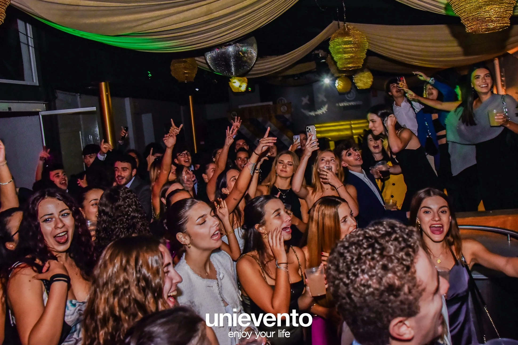 COVARRUBIAS_N23_unievento-211.jpg