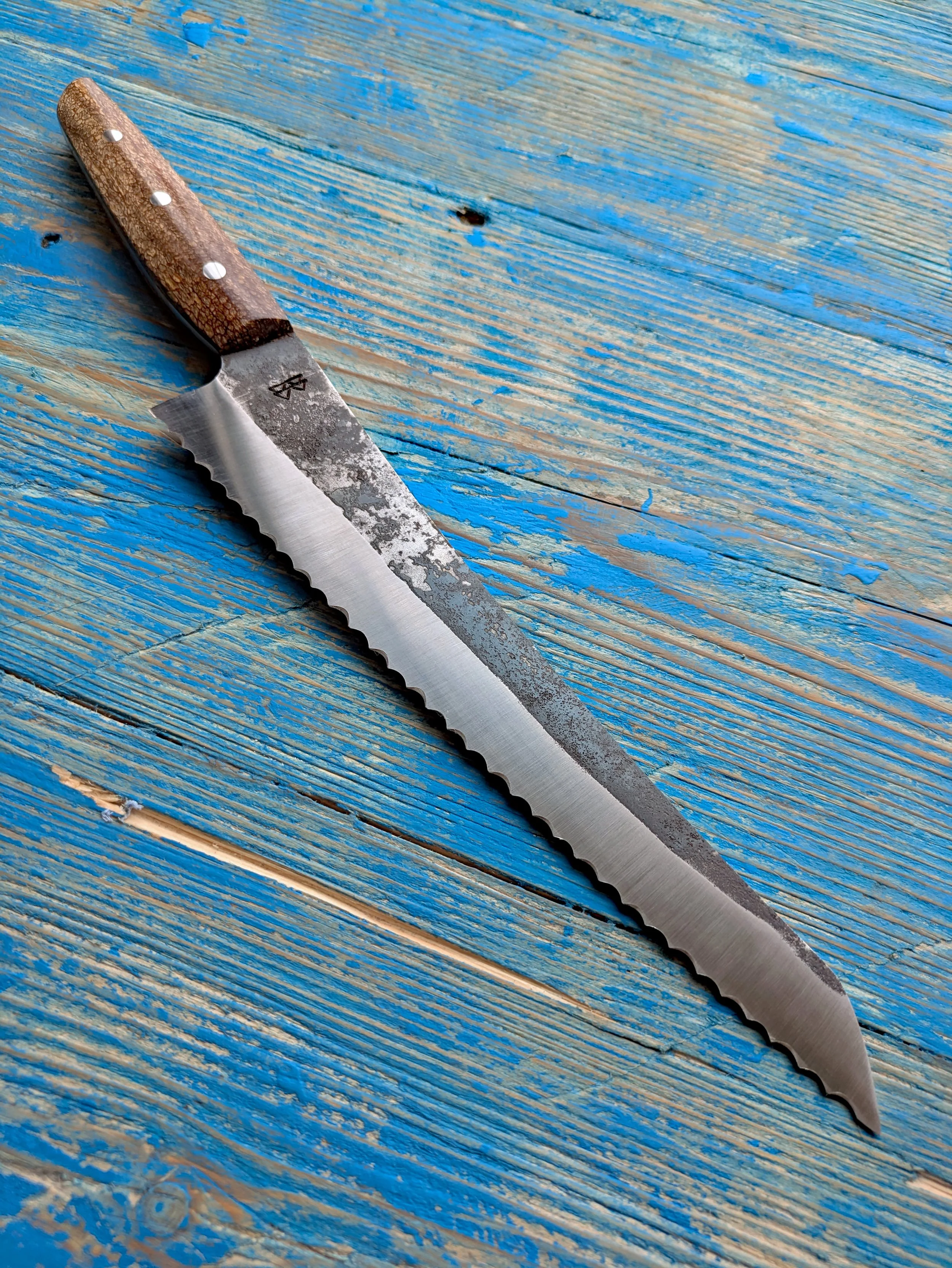 Bread Knife, Indonesian Oak - AEB- L