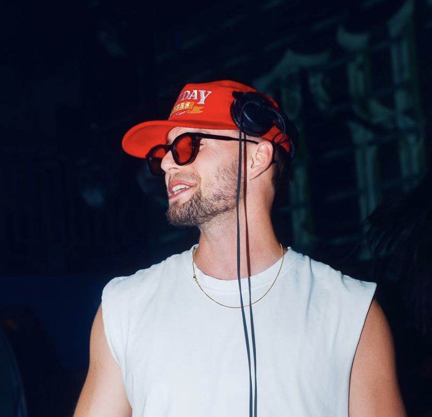 TYLER MAY (9PM - 2 AM)