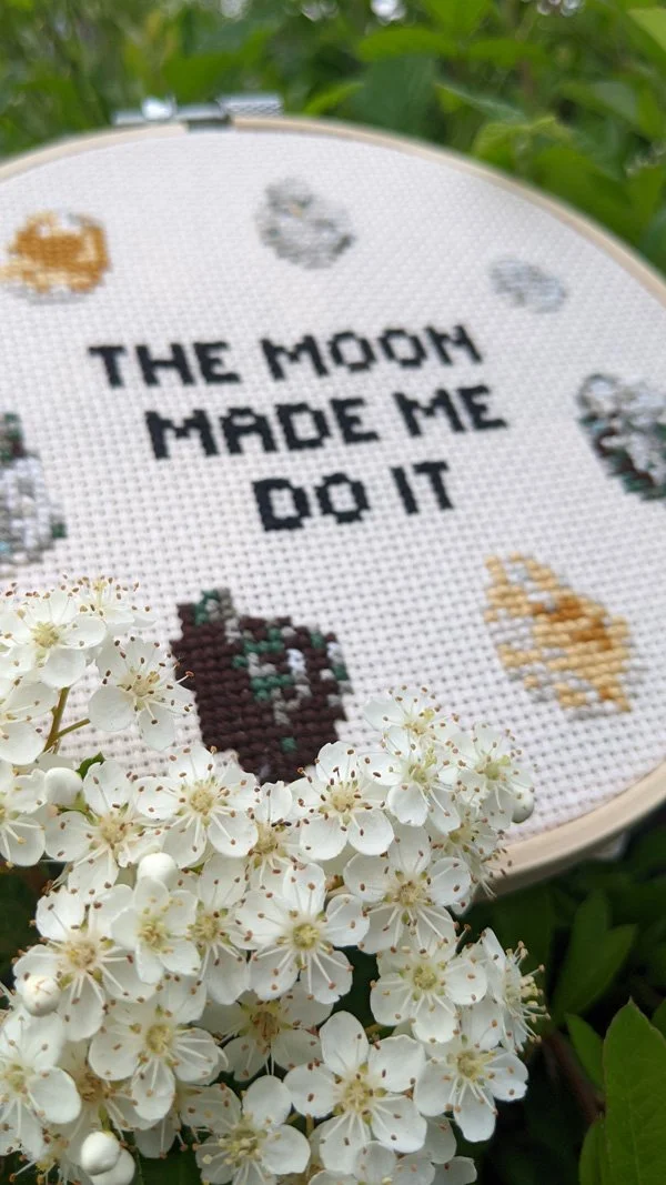 the-moon-made-me-do-it-cross-stitch-pattern-by-melarise-embroidery-photo-02.jpg