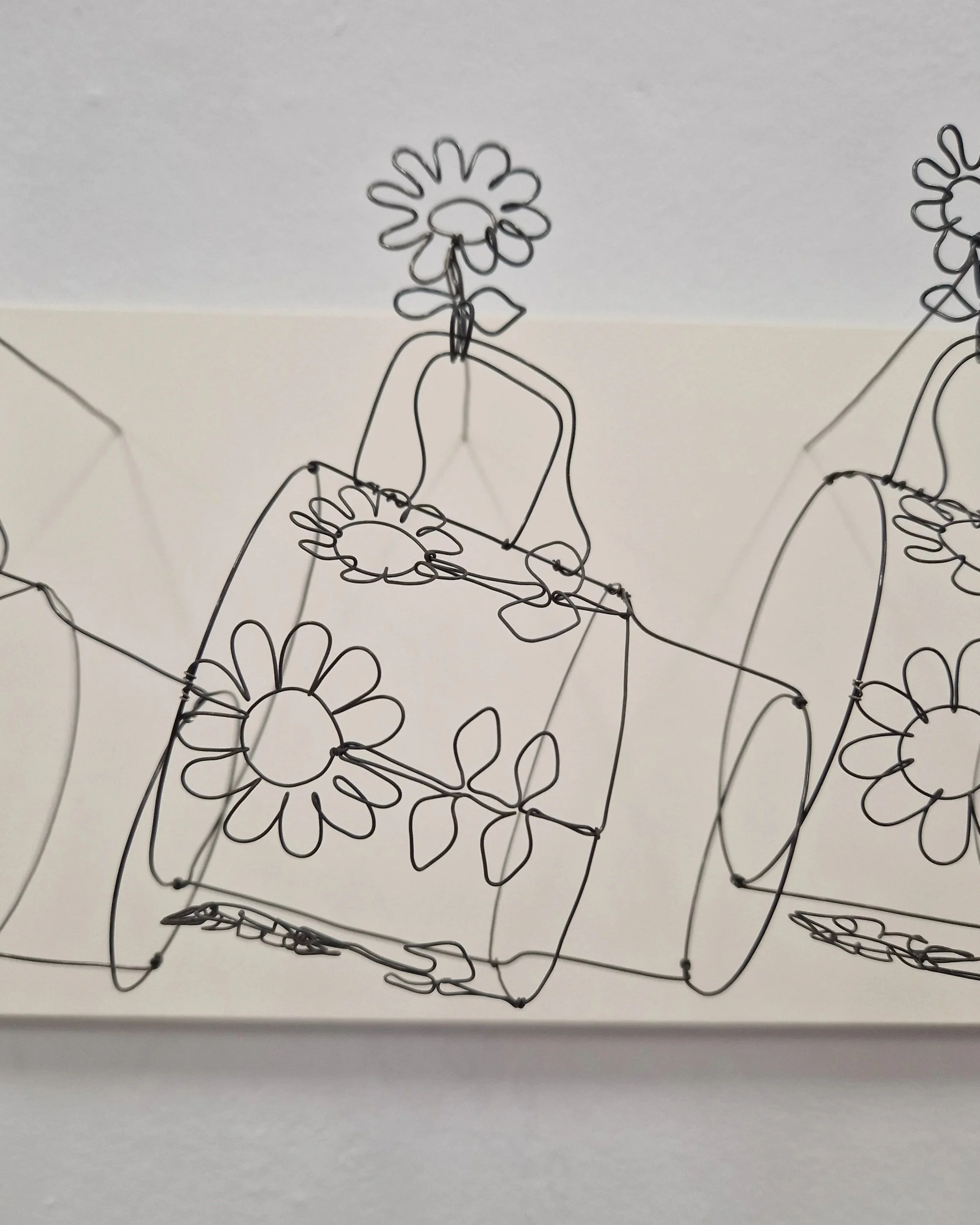 Helaina+Sharpley+cups+and+hooks+tall+daisies+%282%29.jpg
