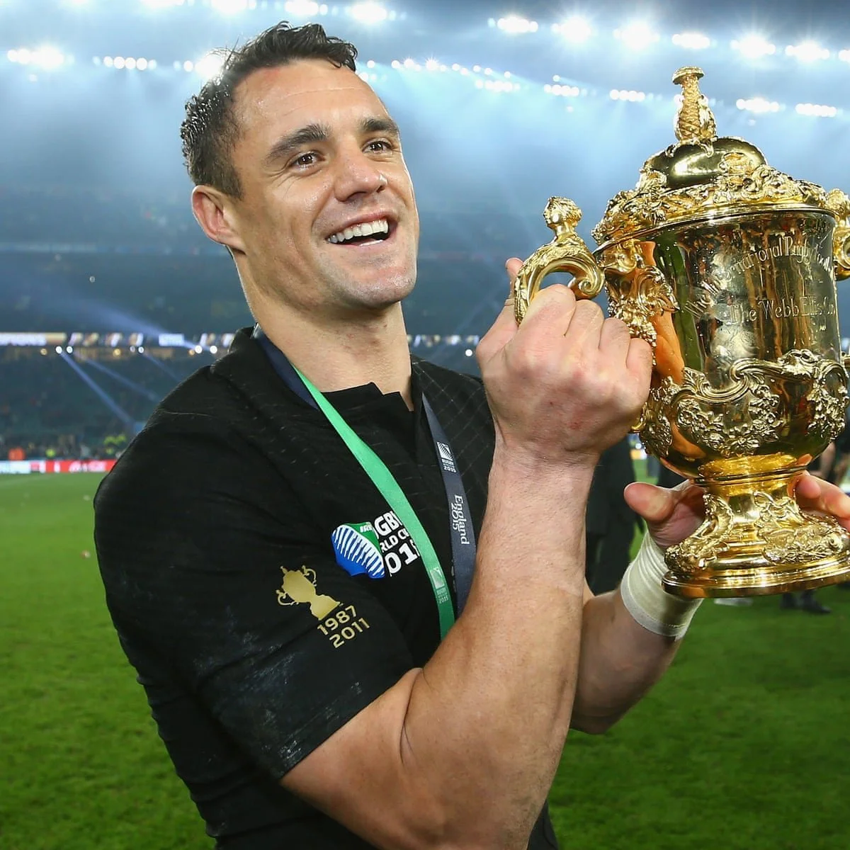 DAN CARTER
