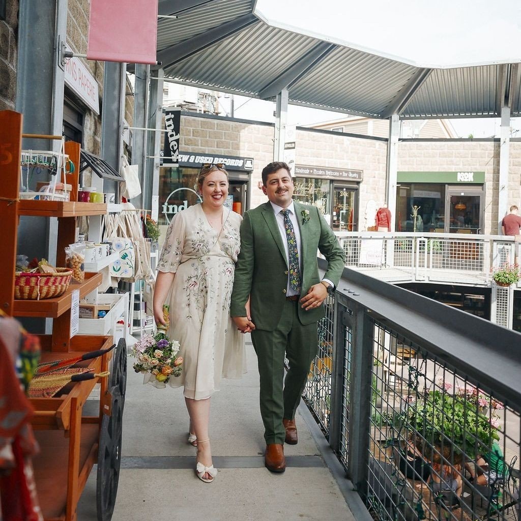 From ceremony to last dance, Bow Market is the perfect spot to tie the knot! There are venues for small and large guest lists, as well as vendors that will provide details like wedding bands and custom stationery. ⁠
⁠
 💍 Check out the new wedding ve